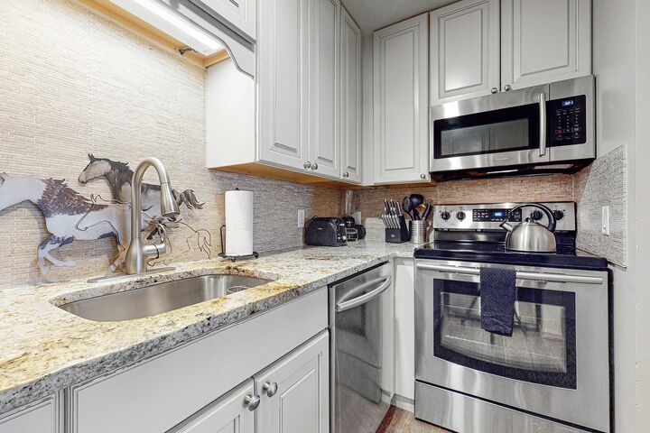 White Ridge B2 - Kitchen