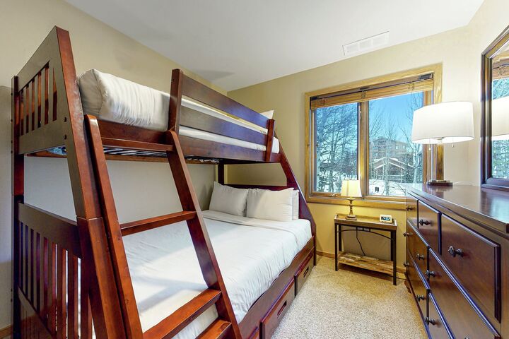 White Ridge B2 - Bedroom