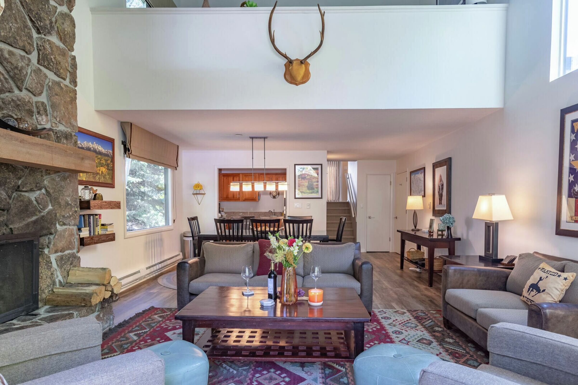 Four Seasons 1 #8 - Living Room