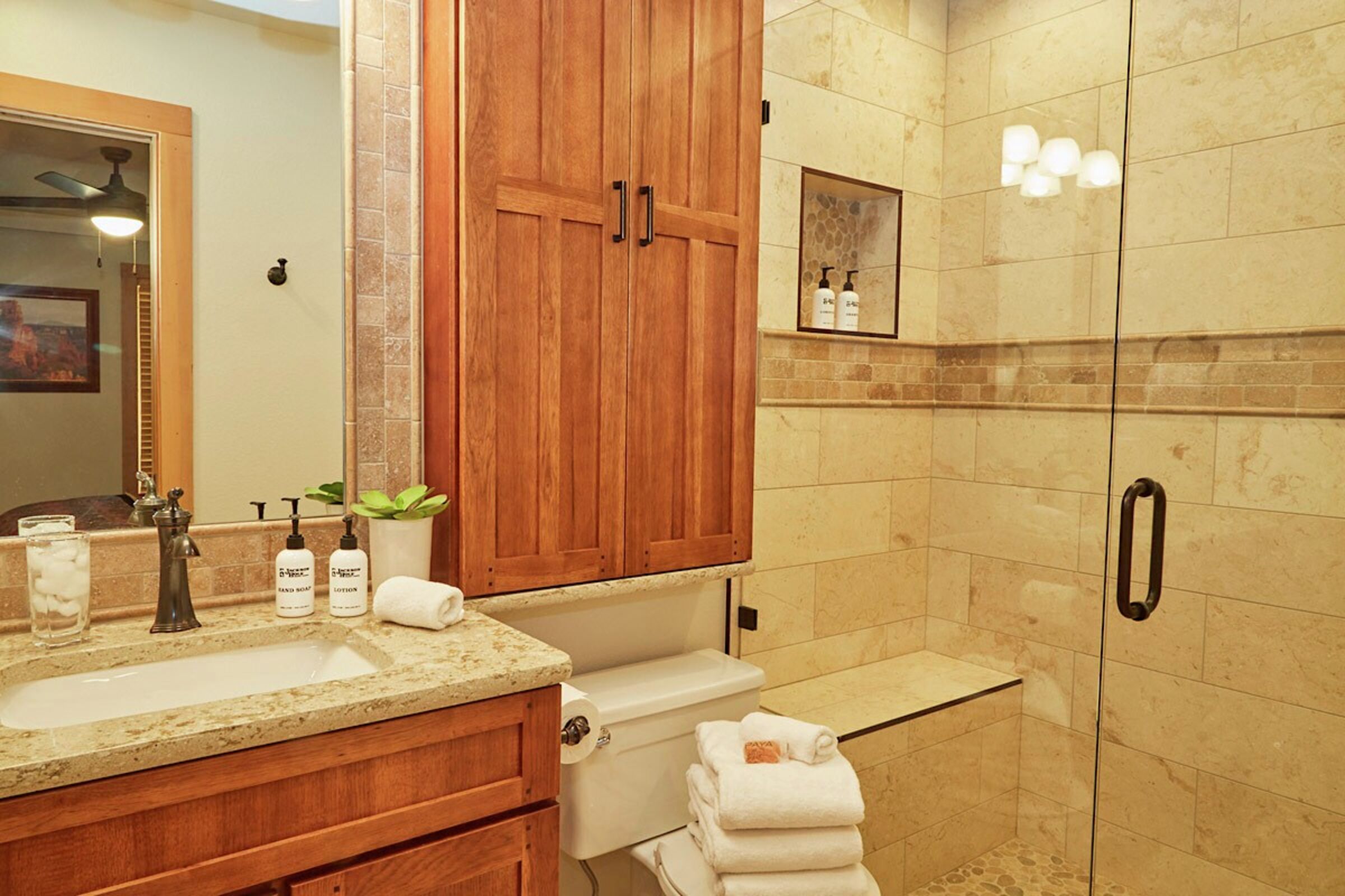 Rendezvous A6 - Master Ensuite Bathroom
