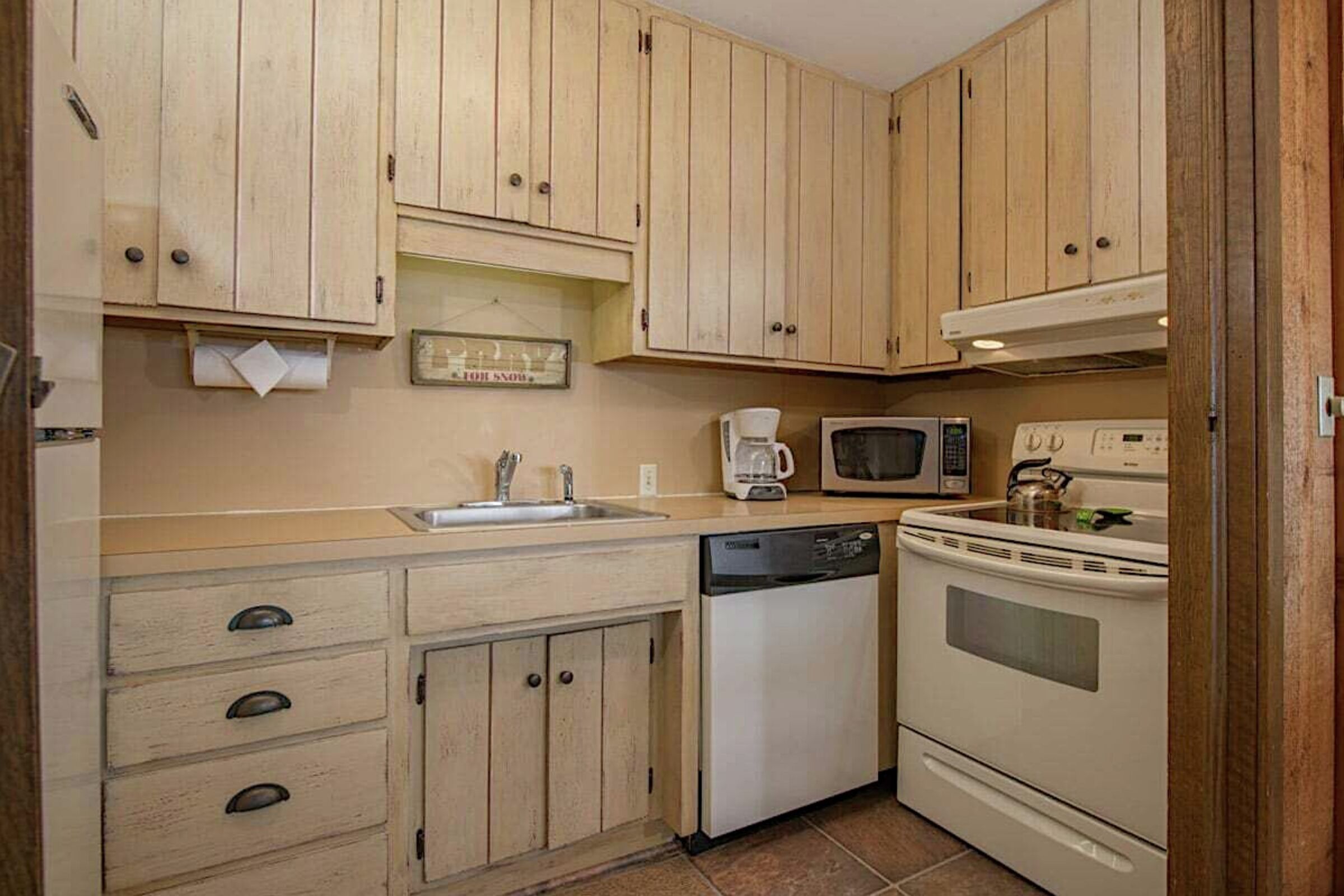 Whiteridge A4 - Kitchen