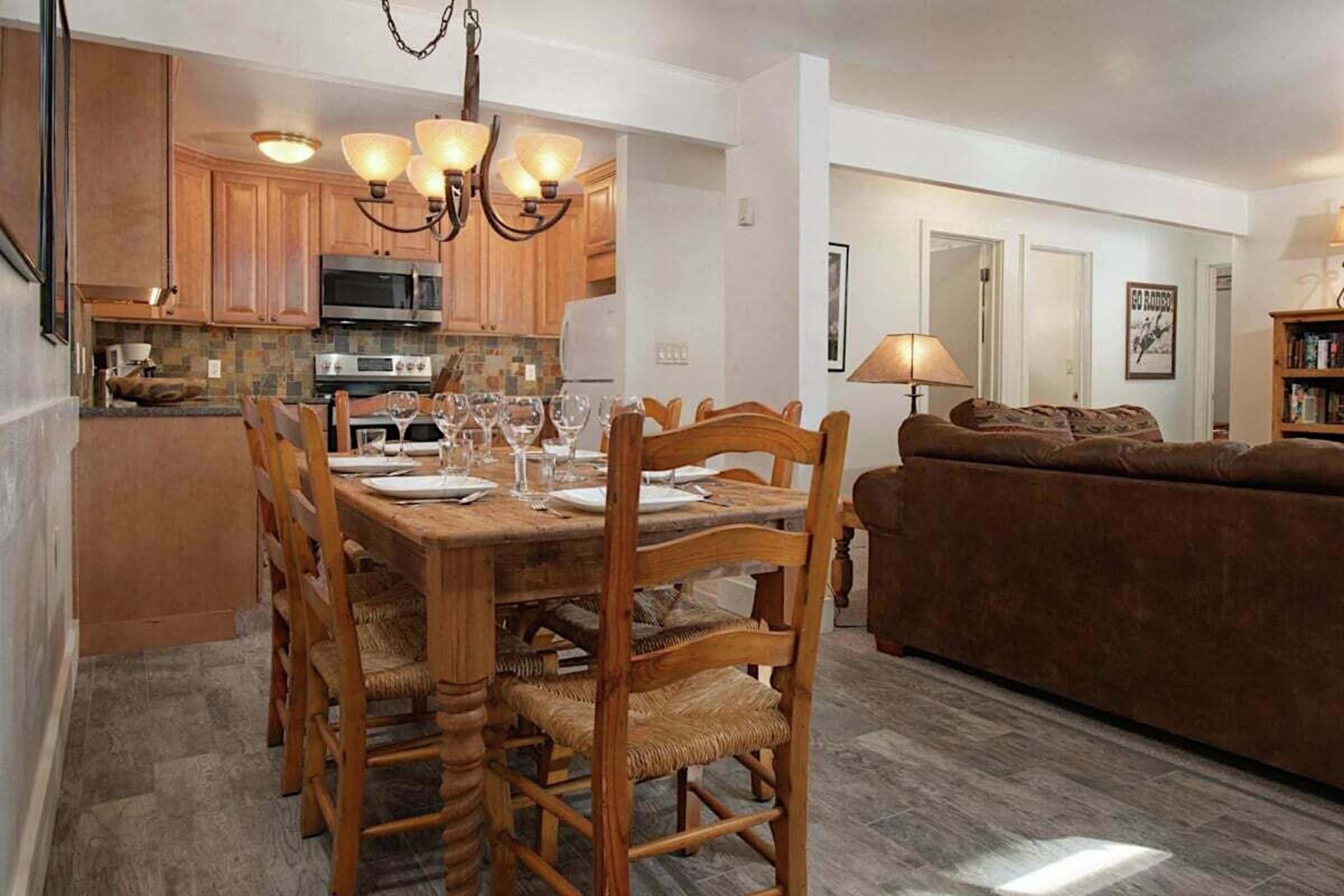 Tensleep A6 - Dining Room