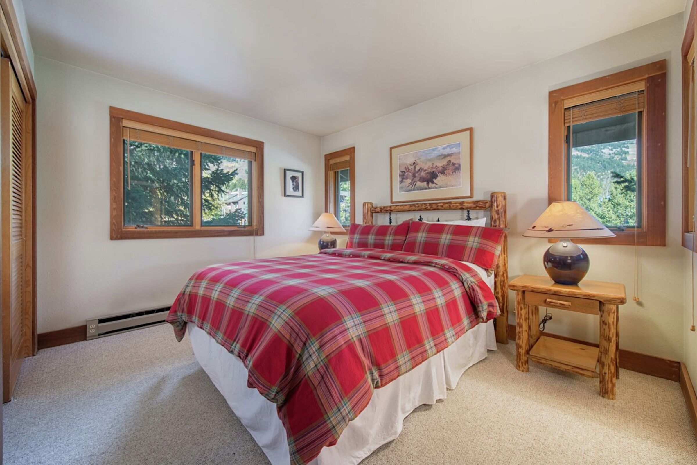 Nez Perce B6 - Master Bedroom