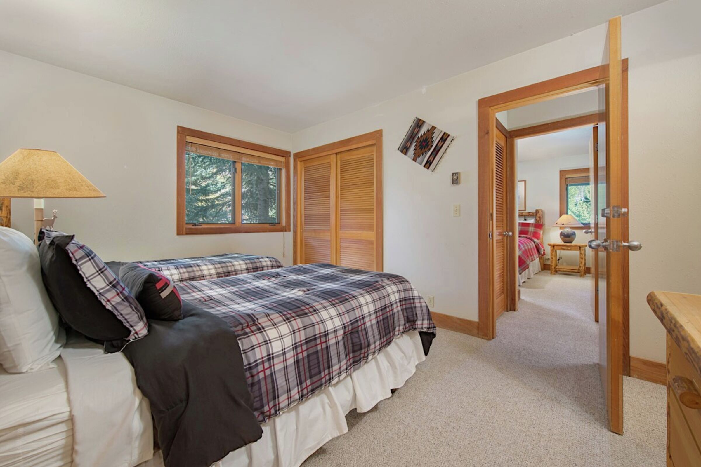 Nez Perce B6 - Bedroom