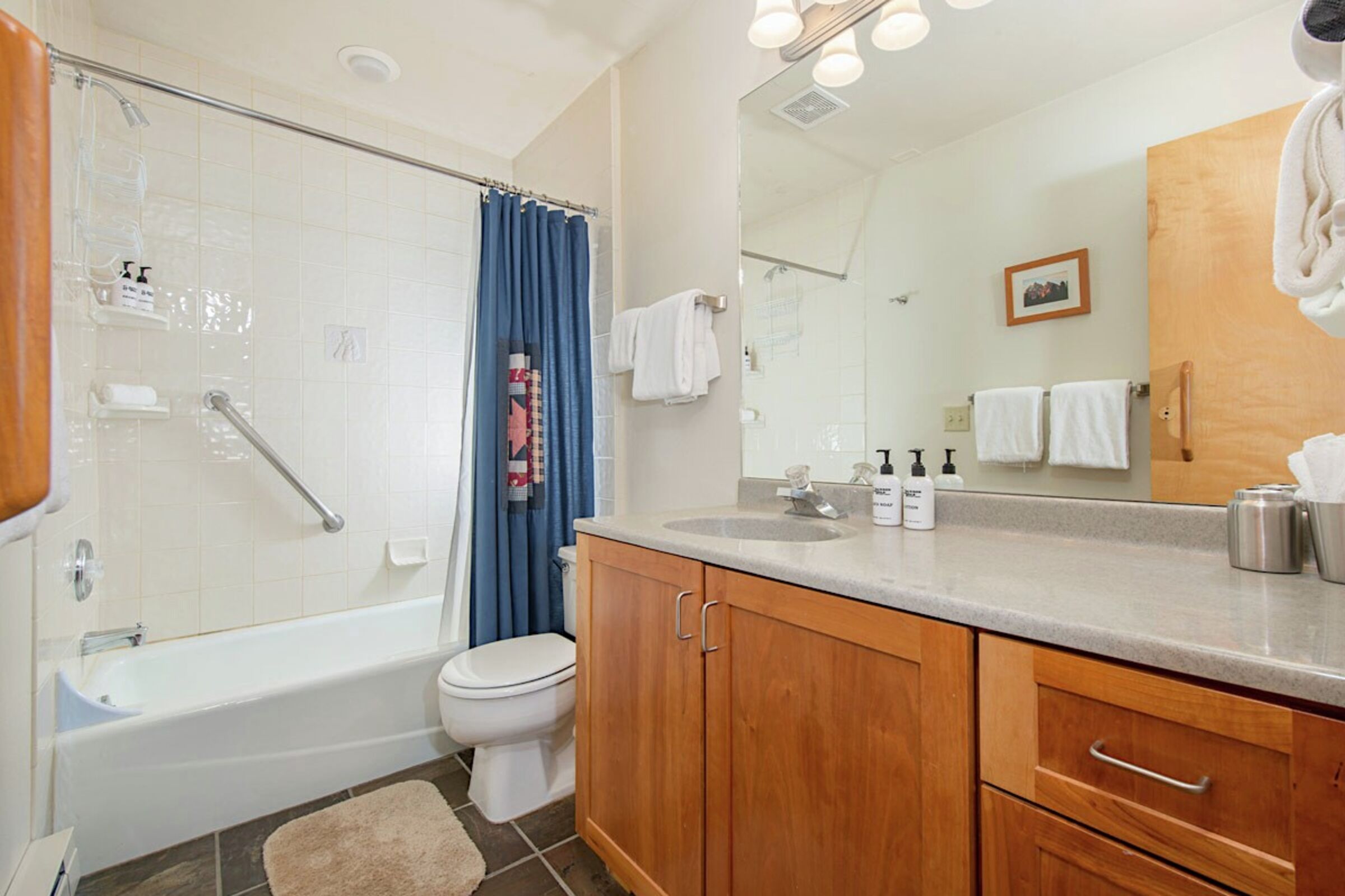 Rendezvous A2 - Master Ensuite Bathroom