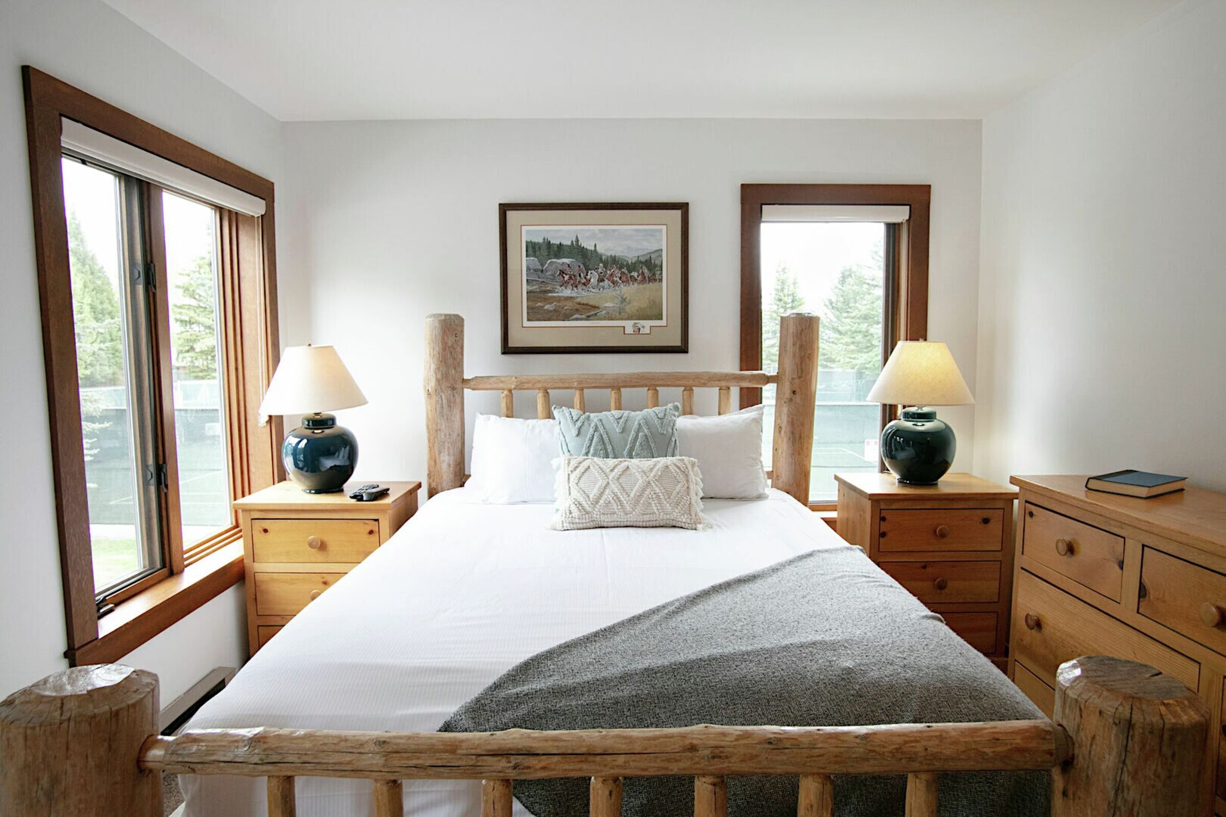 Rendezvous B4 - Master Bedroom