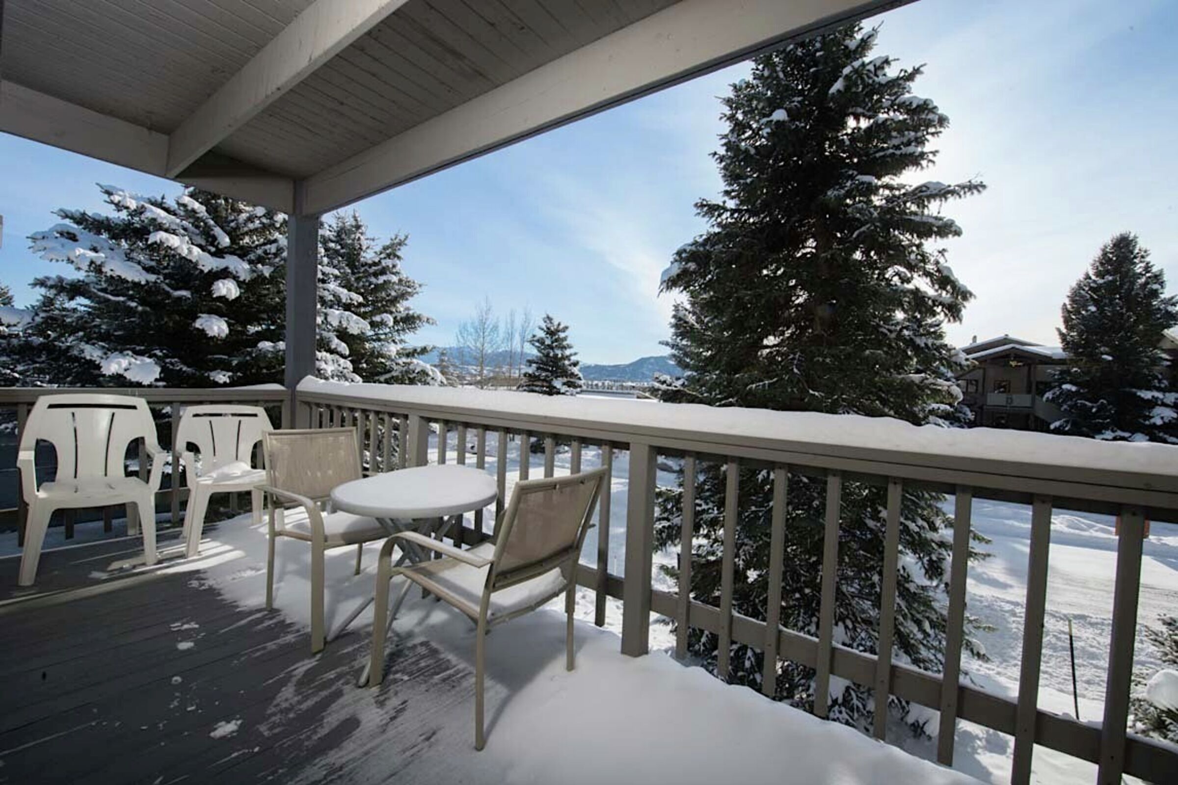 Rendezvous B4 - Balcony