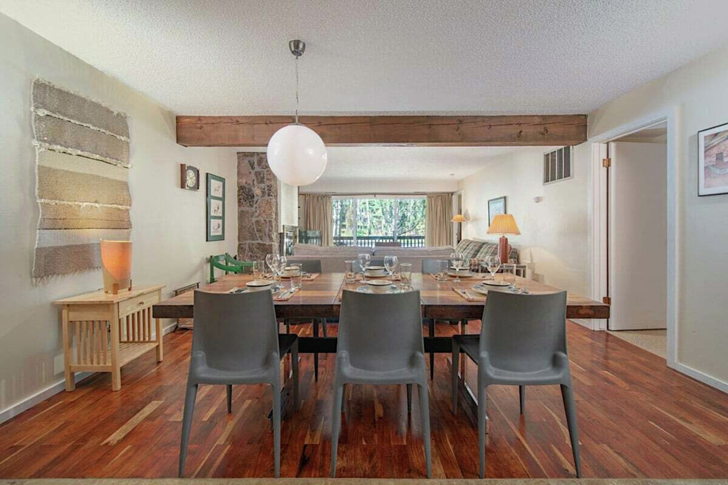 Whiteridge B1 - Dining Room