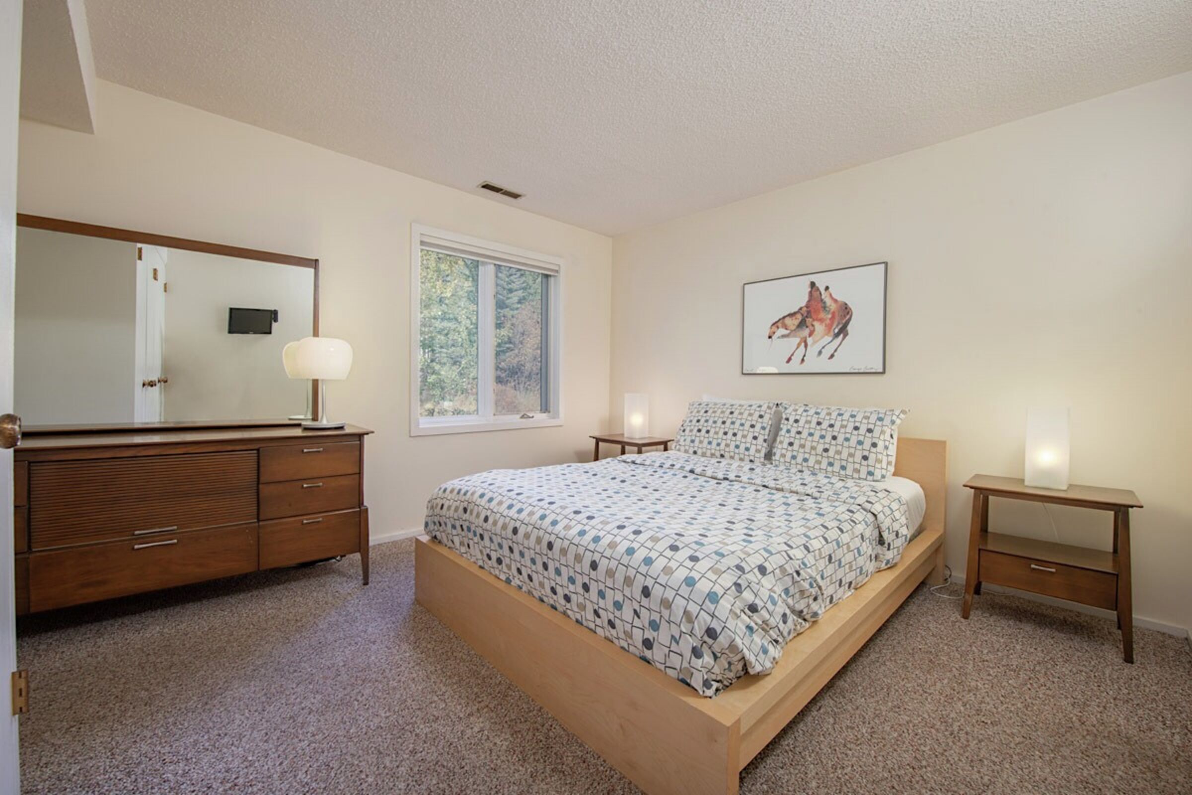Whiteridge B1 - Master Bedroom