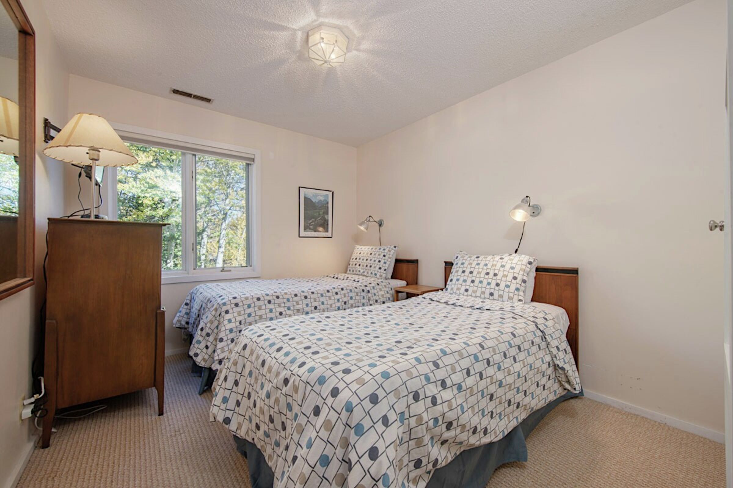 Whiteridge B1 - Bedroom