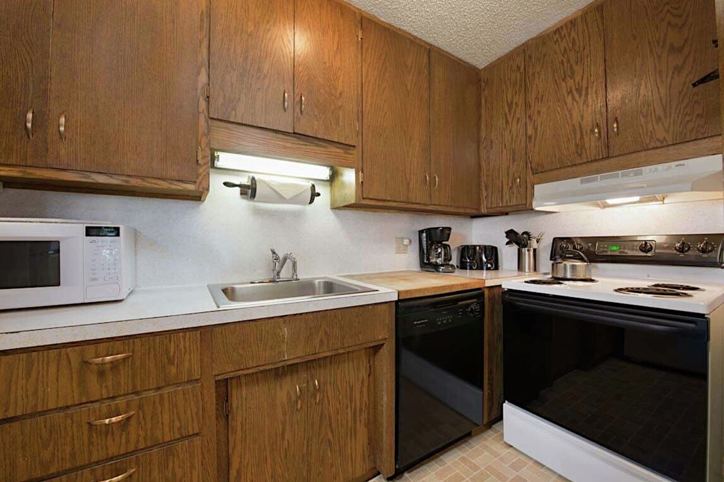 Whiteridge B5 - Kitchen