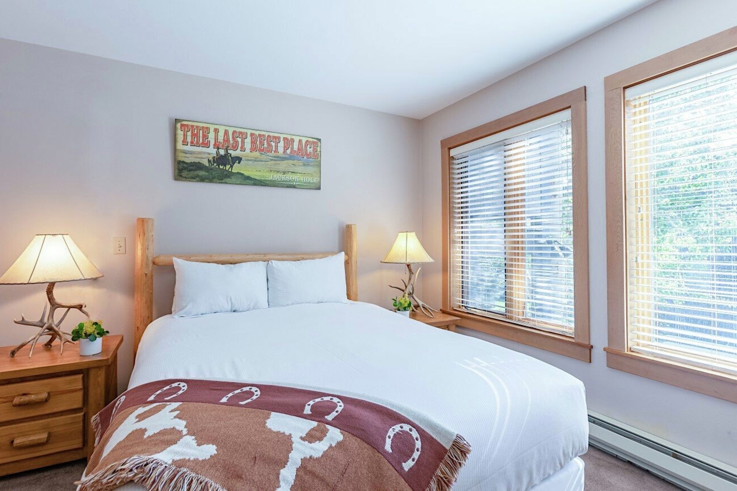 Rendezvous D1 - Master Bedroom