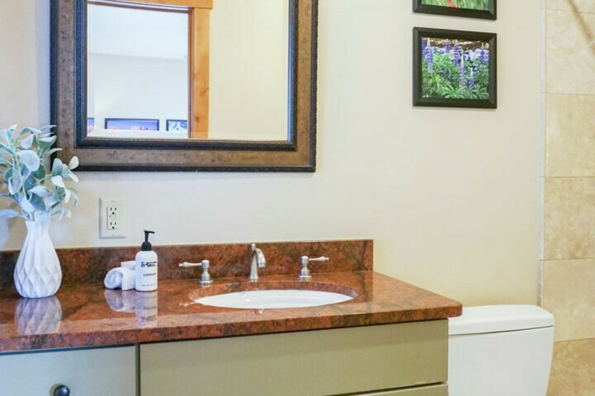 Master Ensuite Bathroom