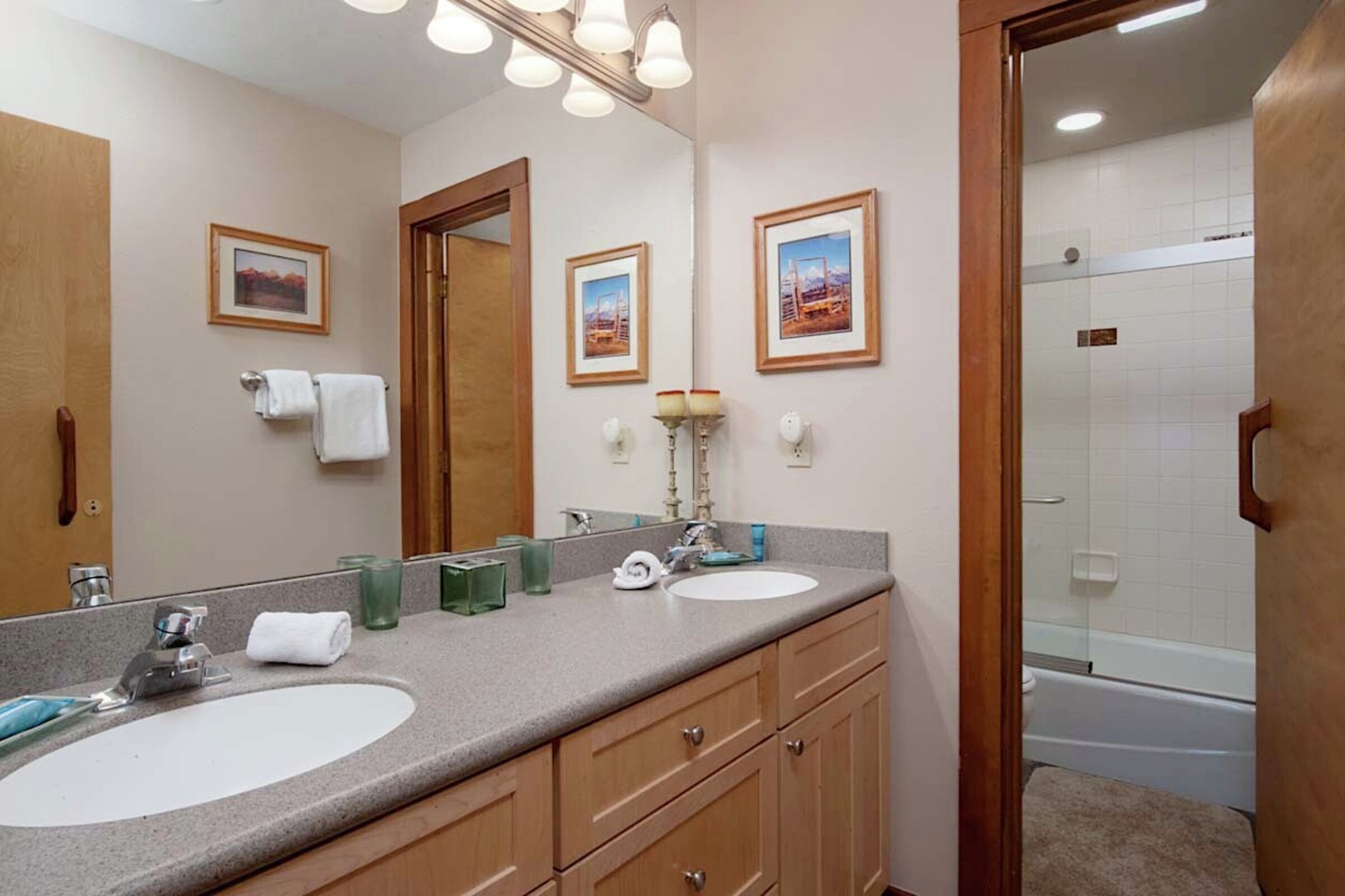 Rendezvous C4 - Bathroom