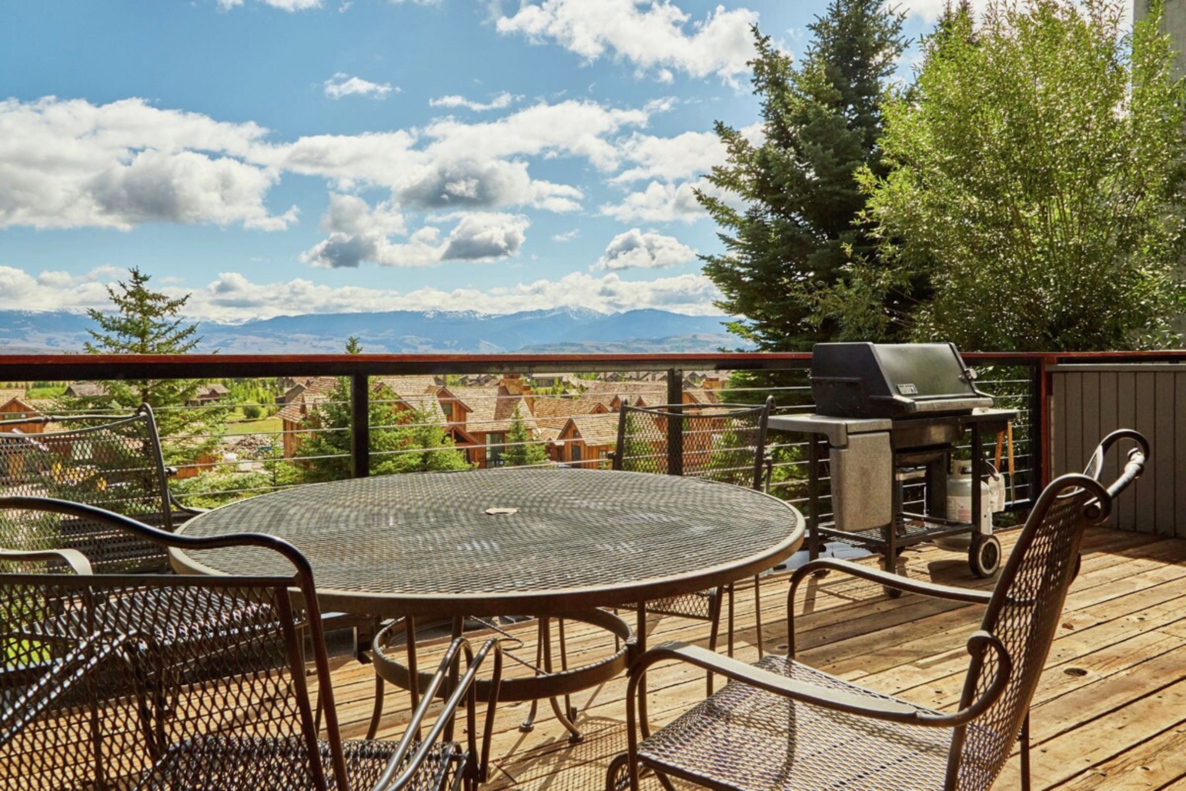 Balcony with BBQ