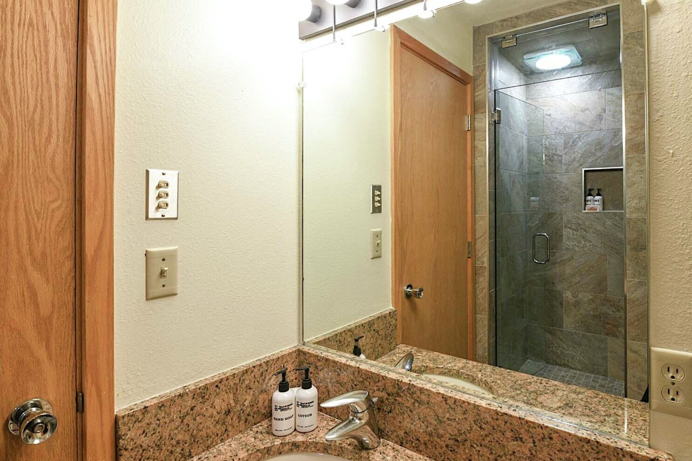 Windriver 1 - Bathroom