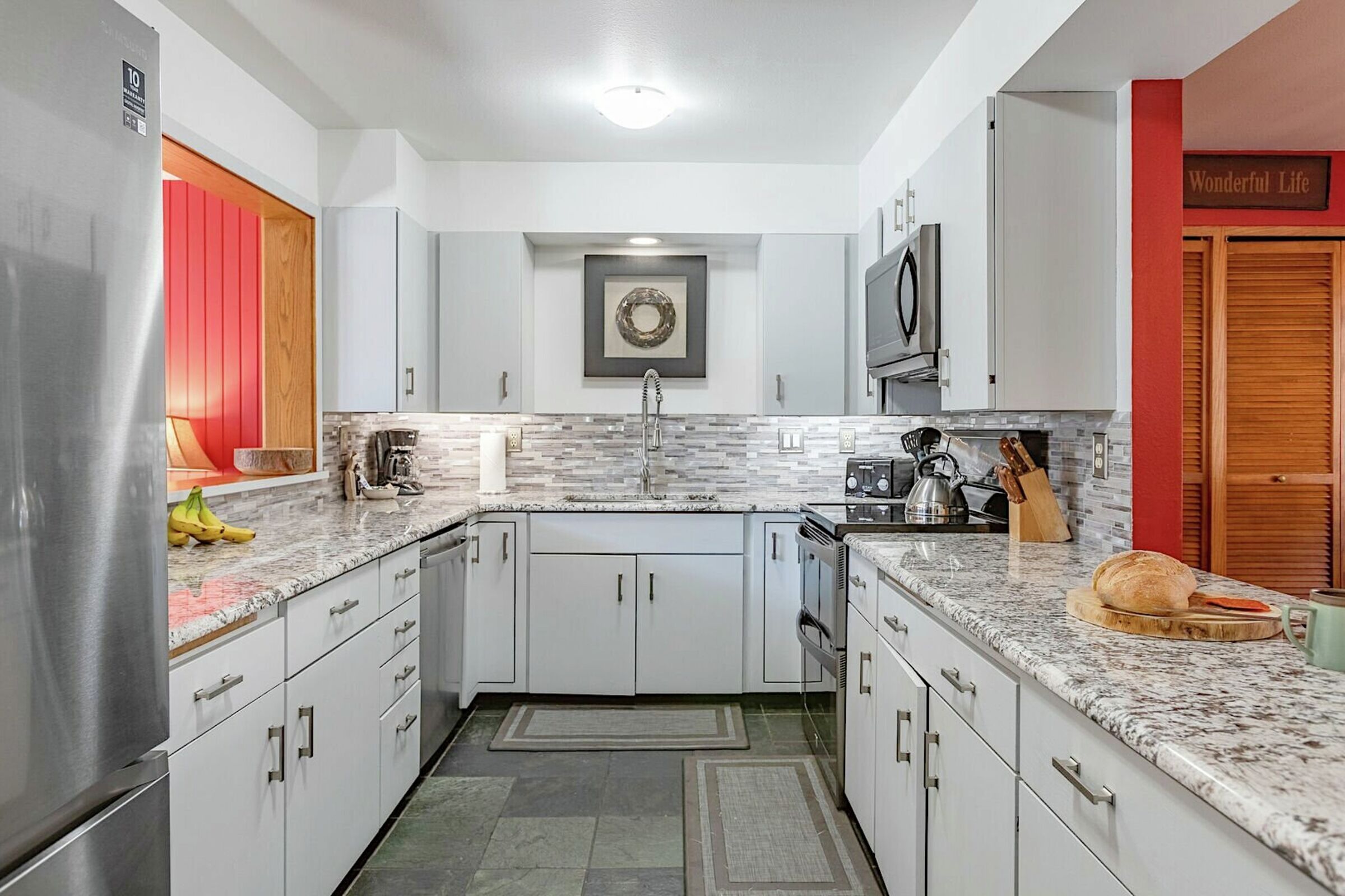 Windriver 12 - Kitchen