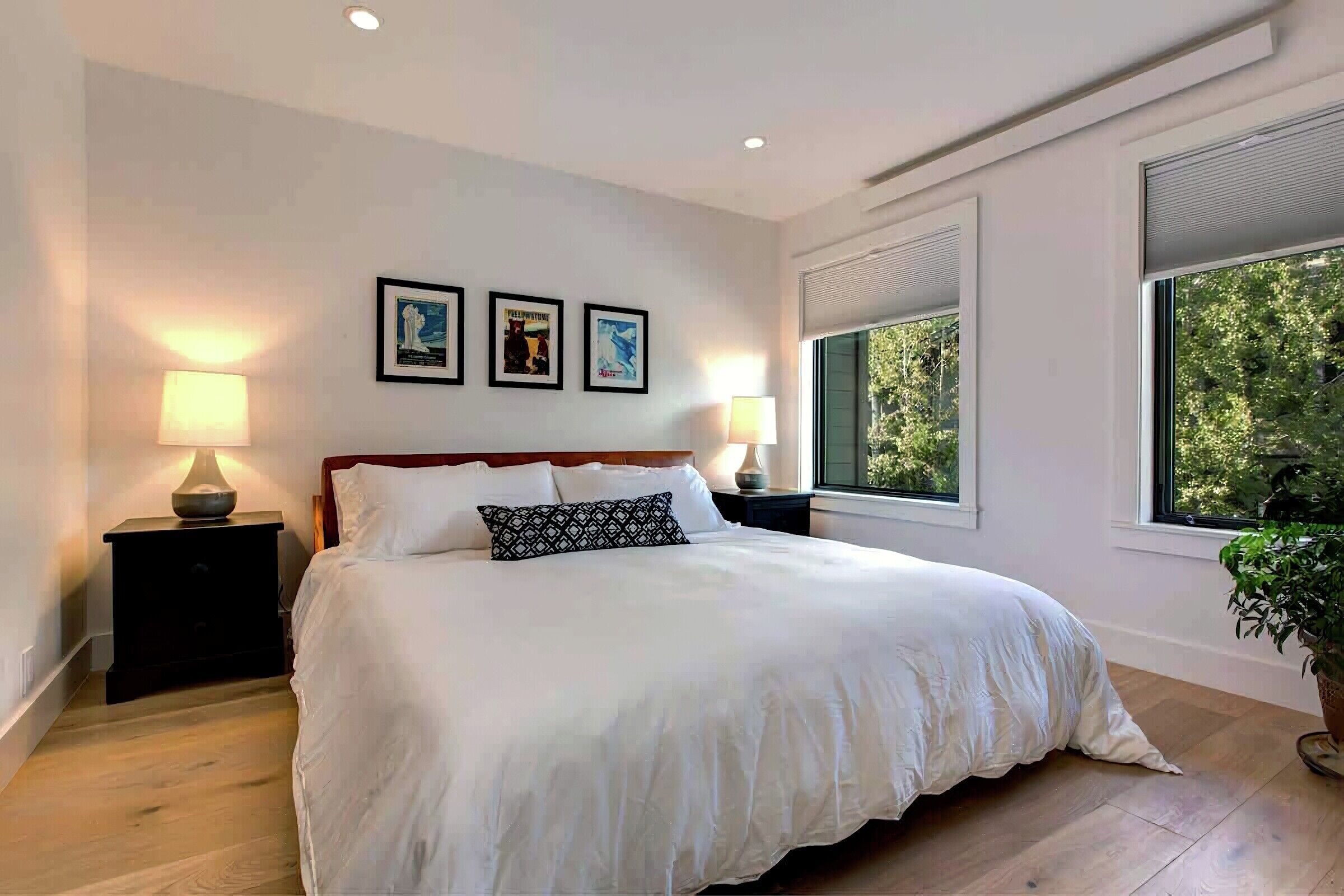 Rendezvous B6 - Master Bedroom
