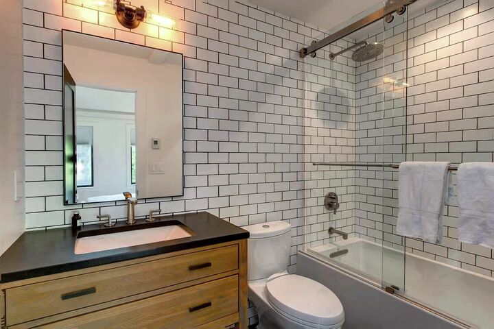 Master Ensuite Bathroom
