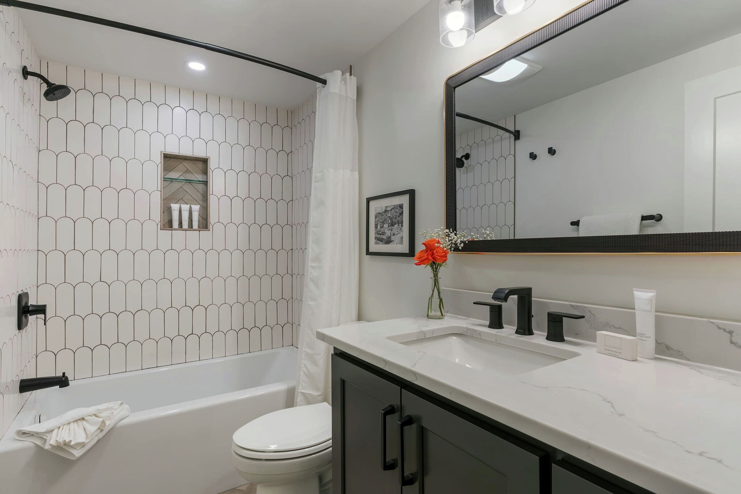 Four Season 2 C3 - Bathroom