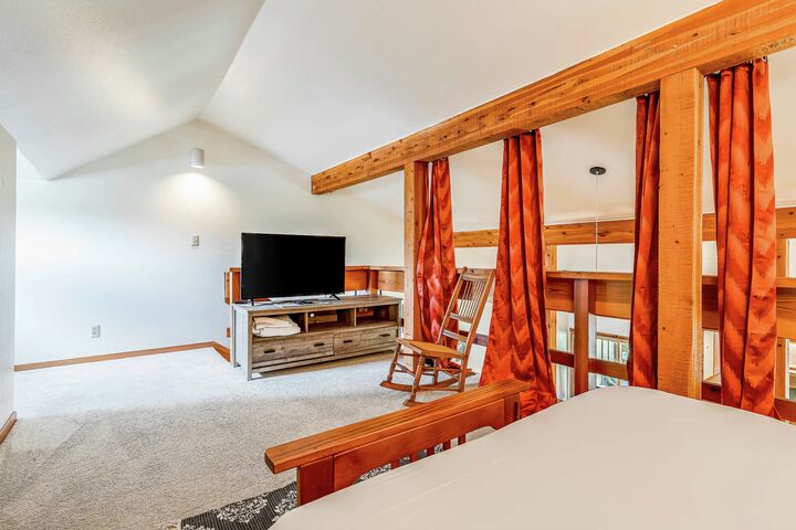#1323 Lake Creek - Loft Bedroom