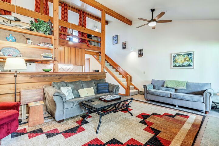 #1323 Lake Creek - Living Area
