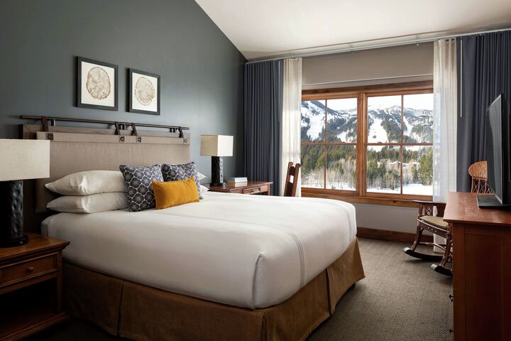 1 King - King Lodge Room