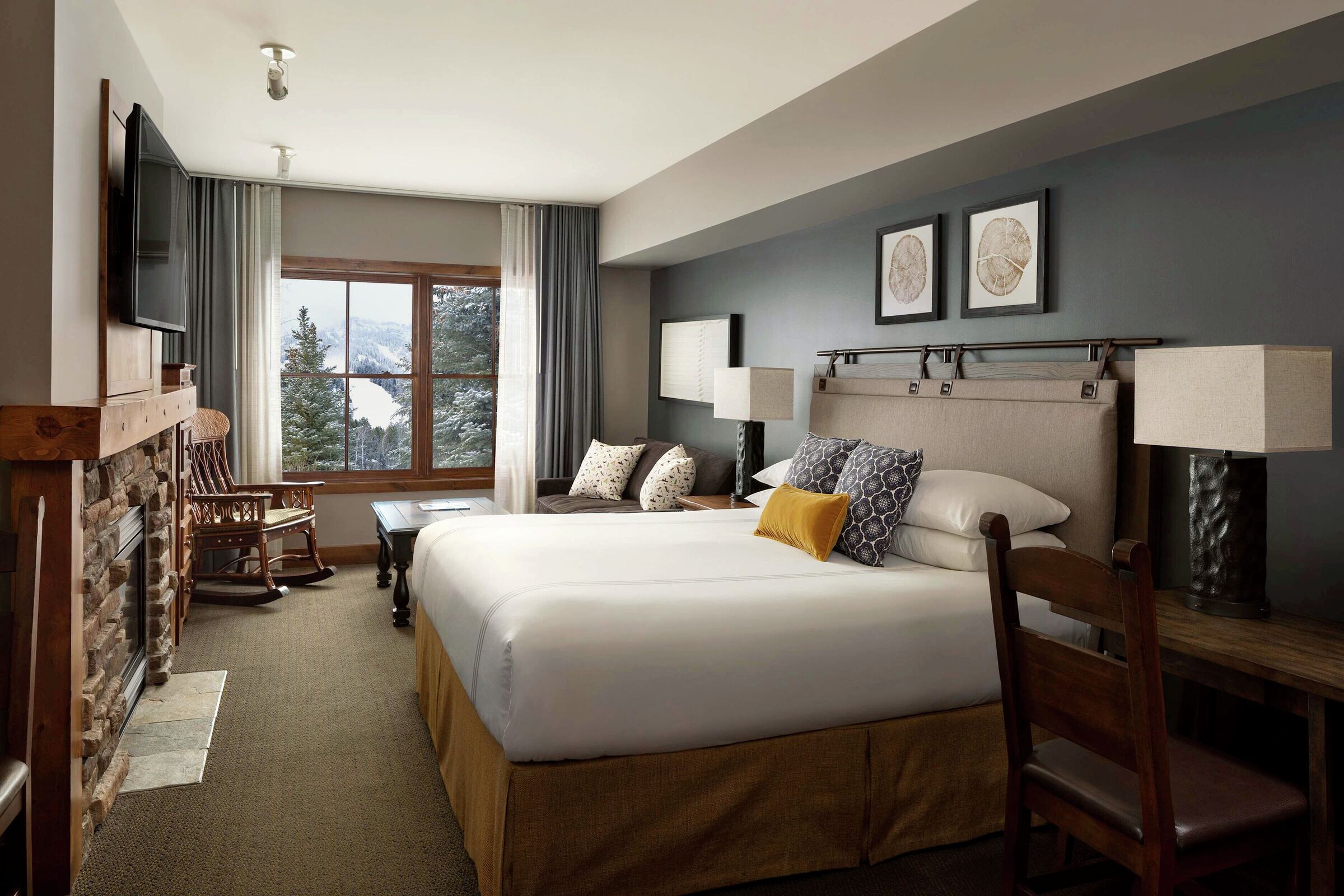 Grand King Room