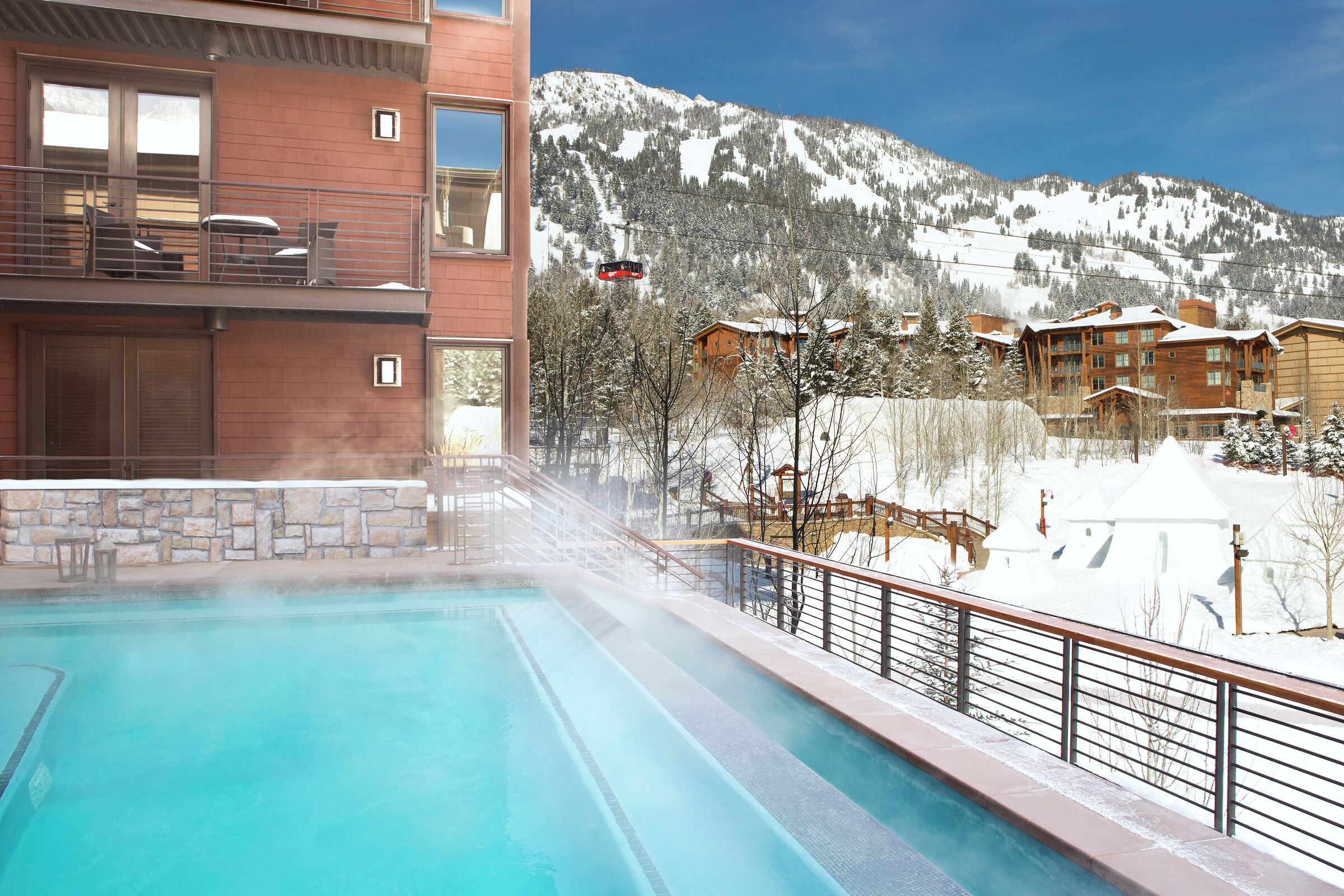 Heated Infinity Pool