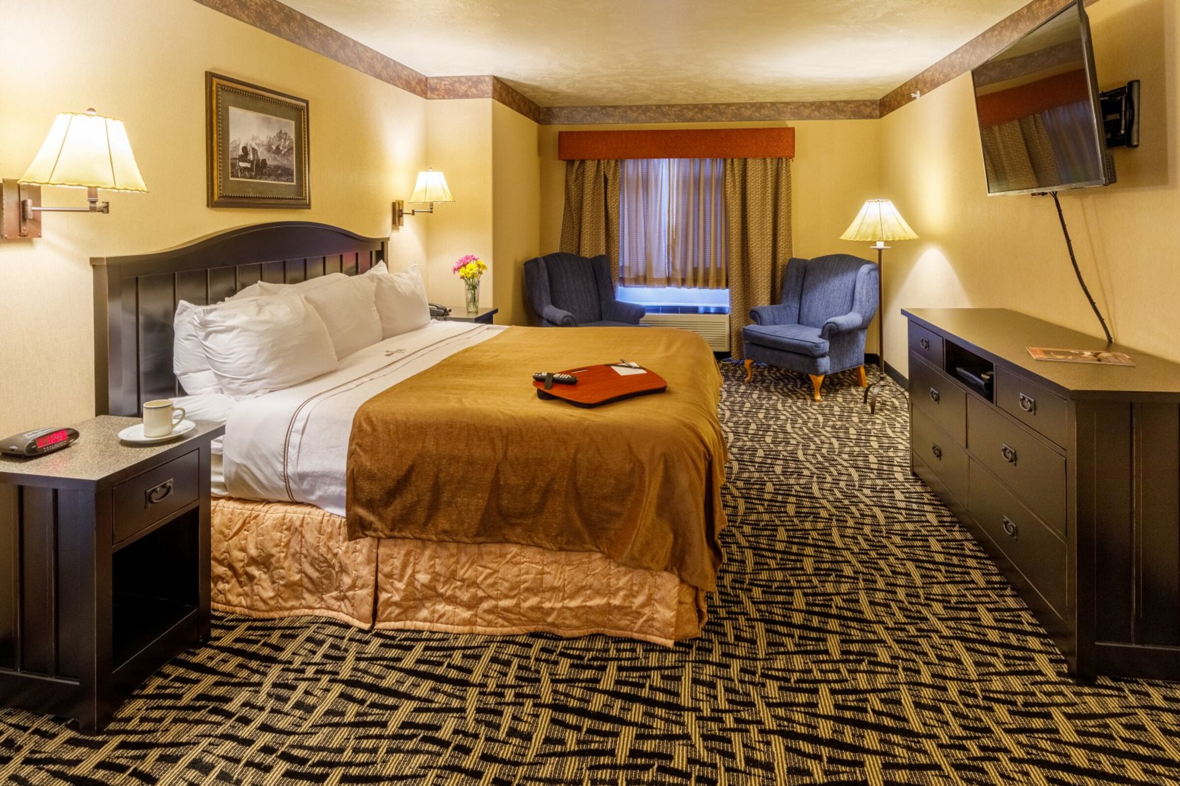 Luxury Suite Bedroom