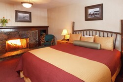 King Fireplace Room