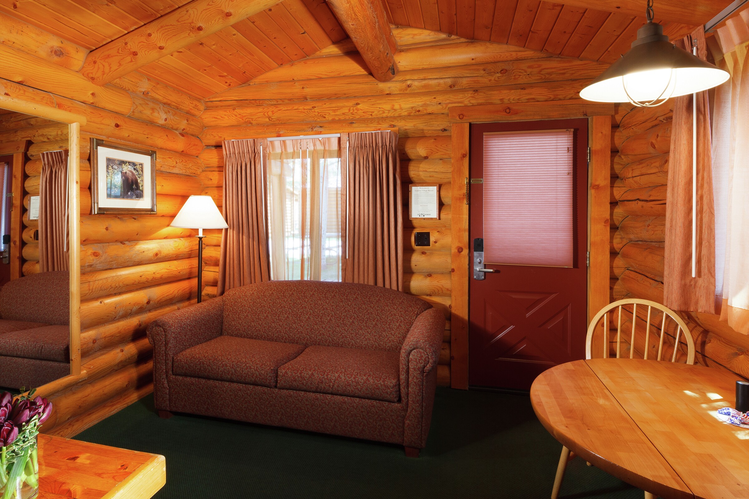 Deluxe King Cabin Living Area