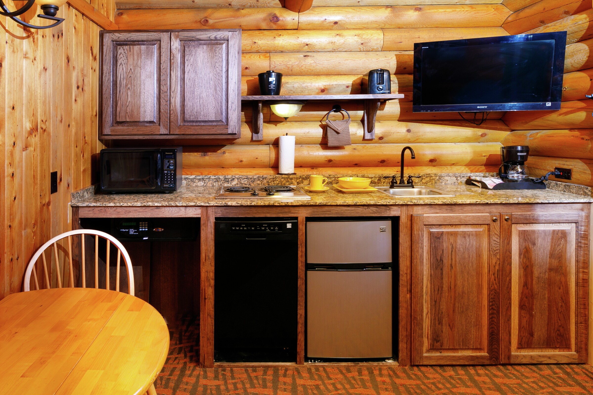 Colter Cabin Kitchenette