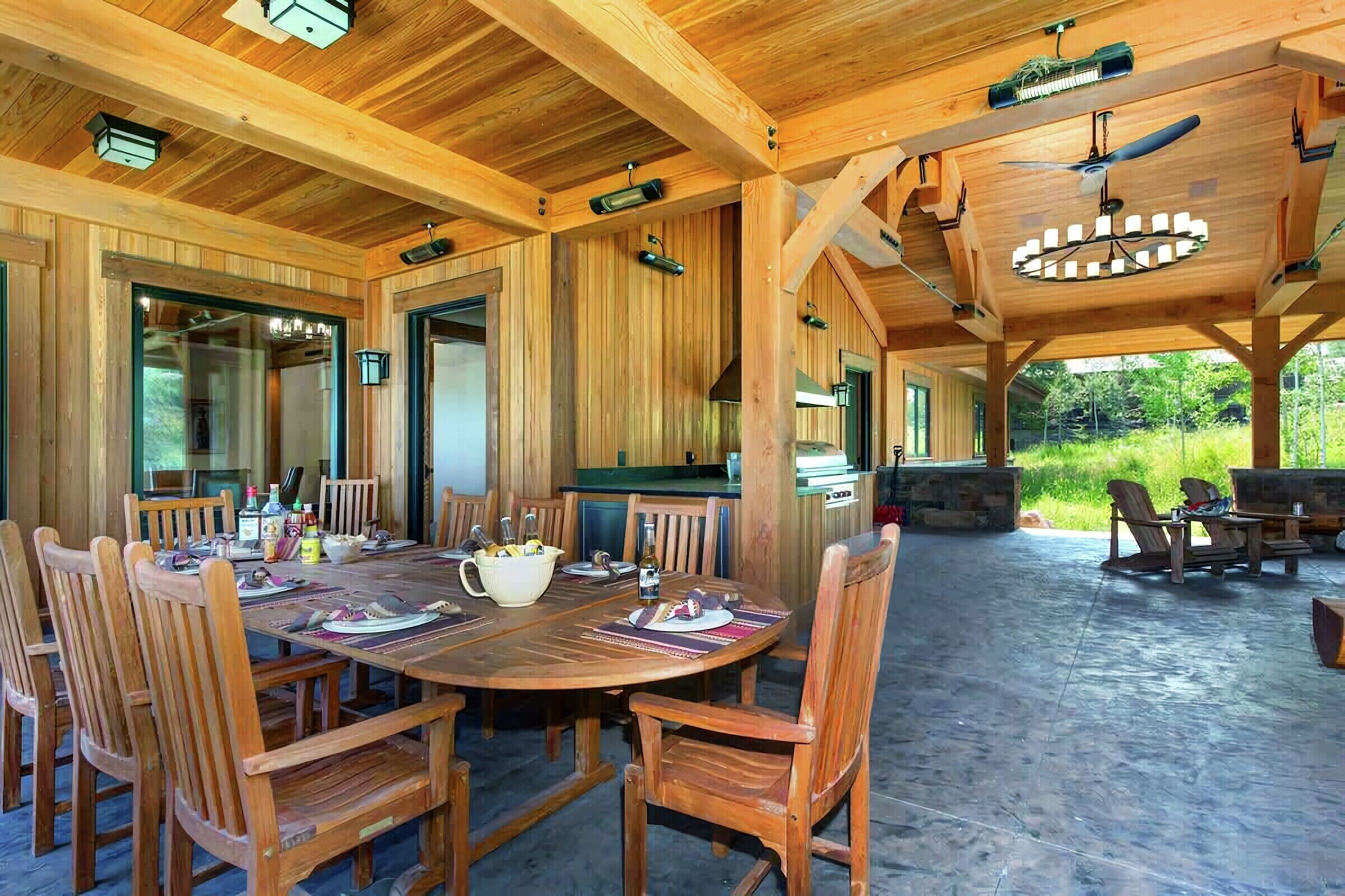 Covered Patio with BBQ