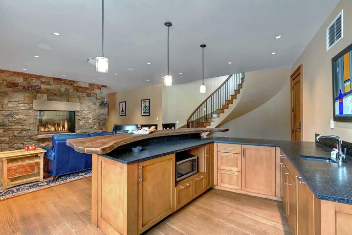 Family Room with Wet Bar