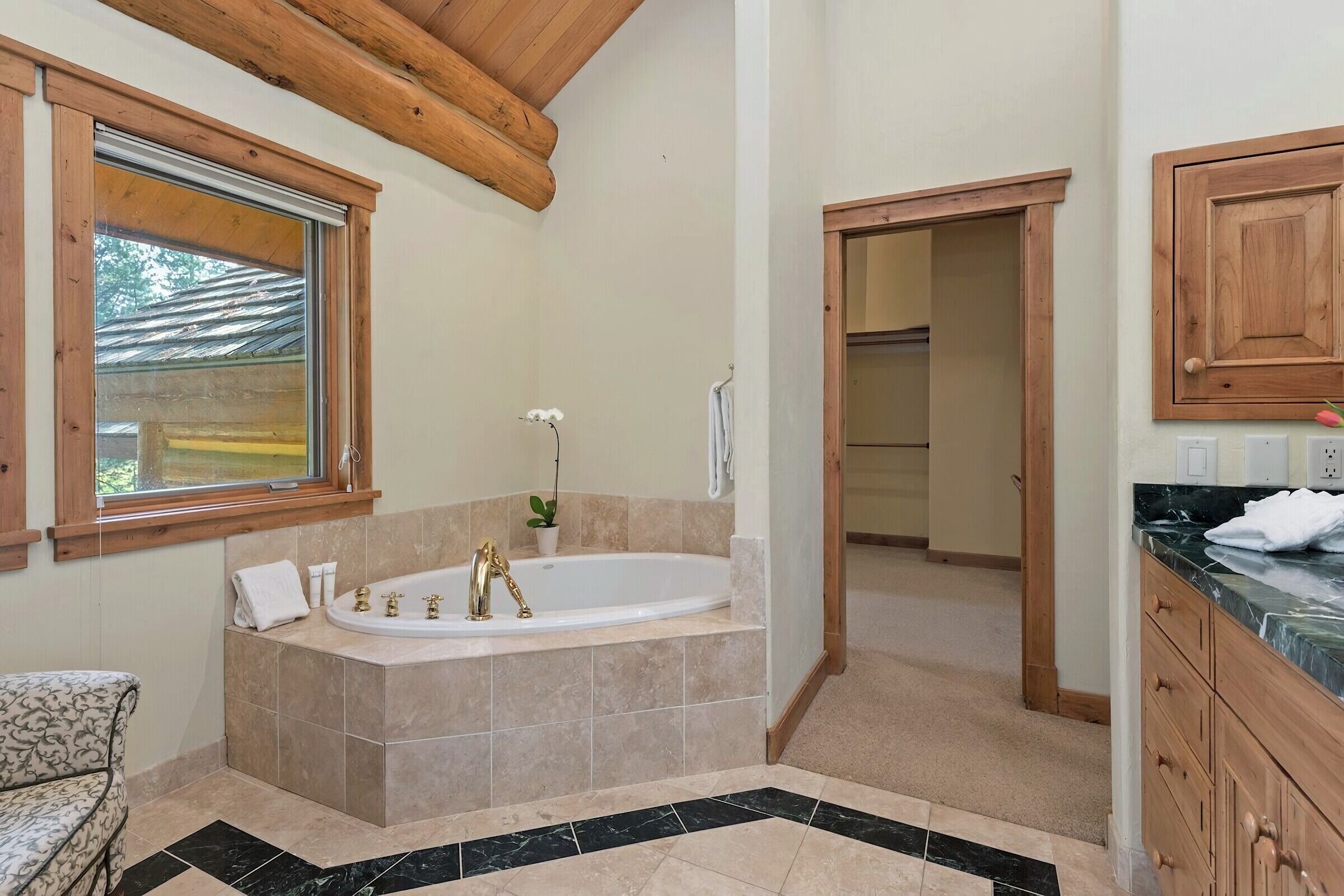 Master Ensuite Bathroom
