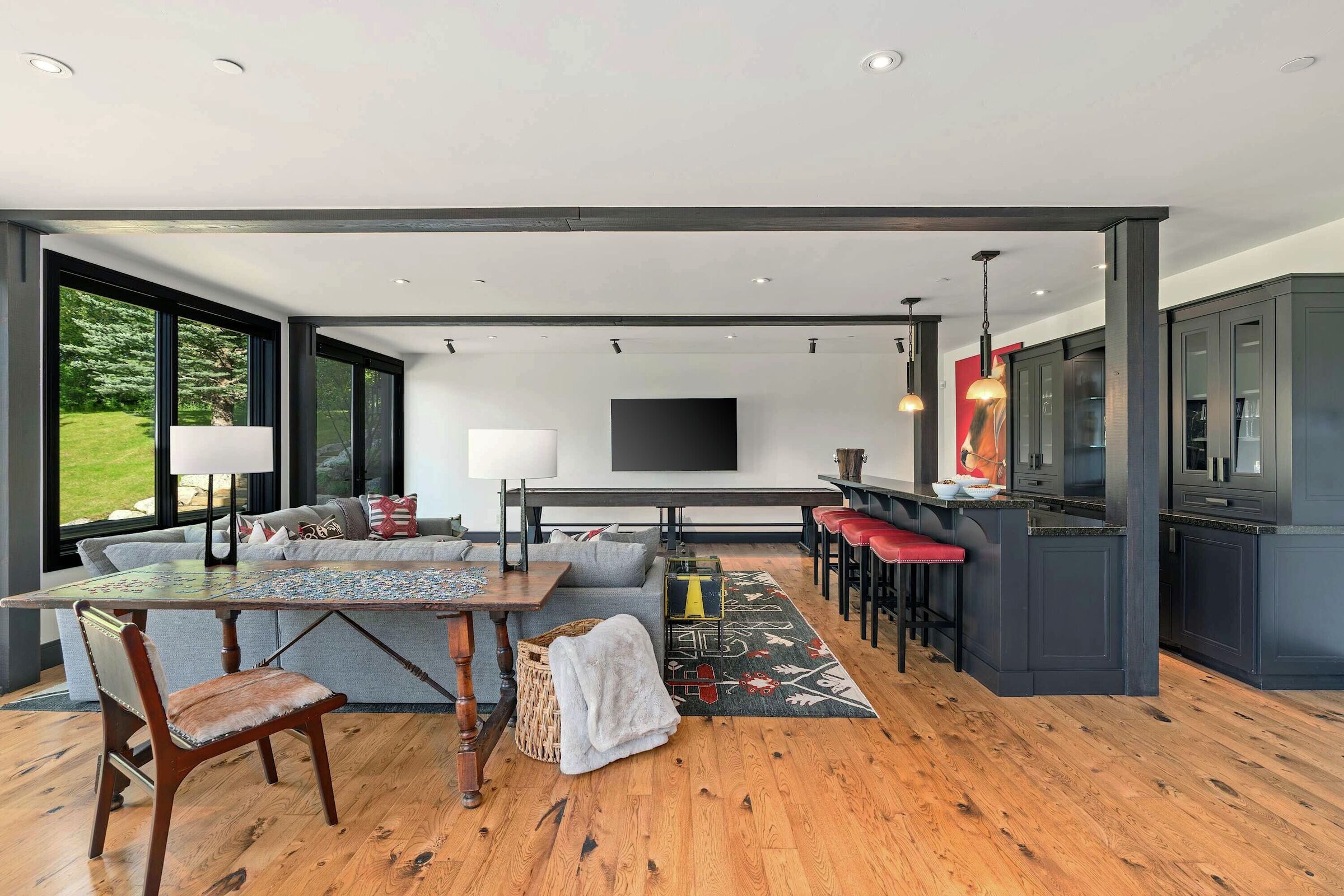 Family Room with Wet Bar