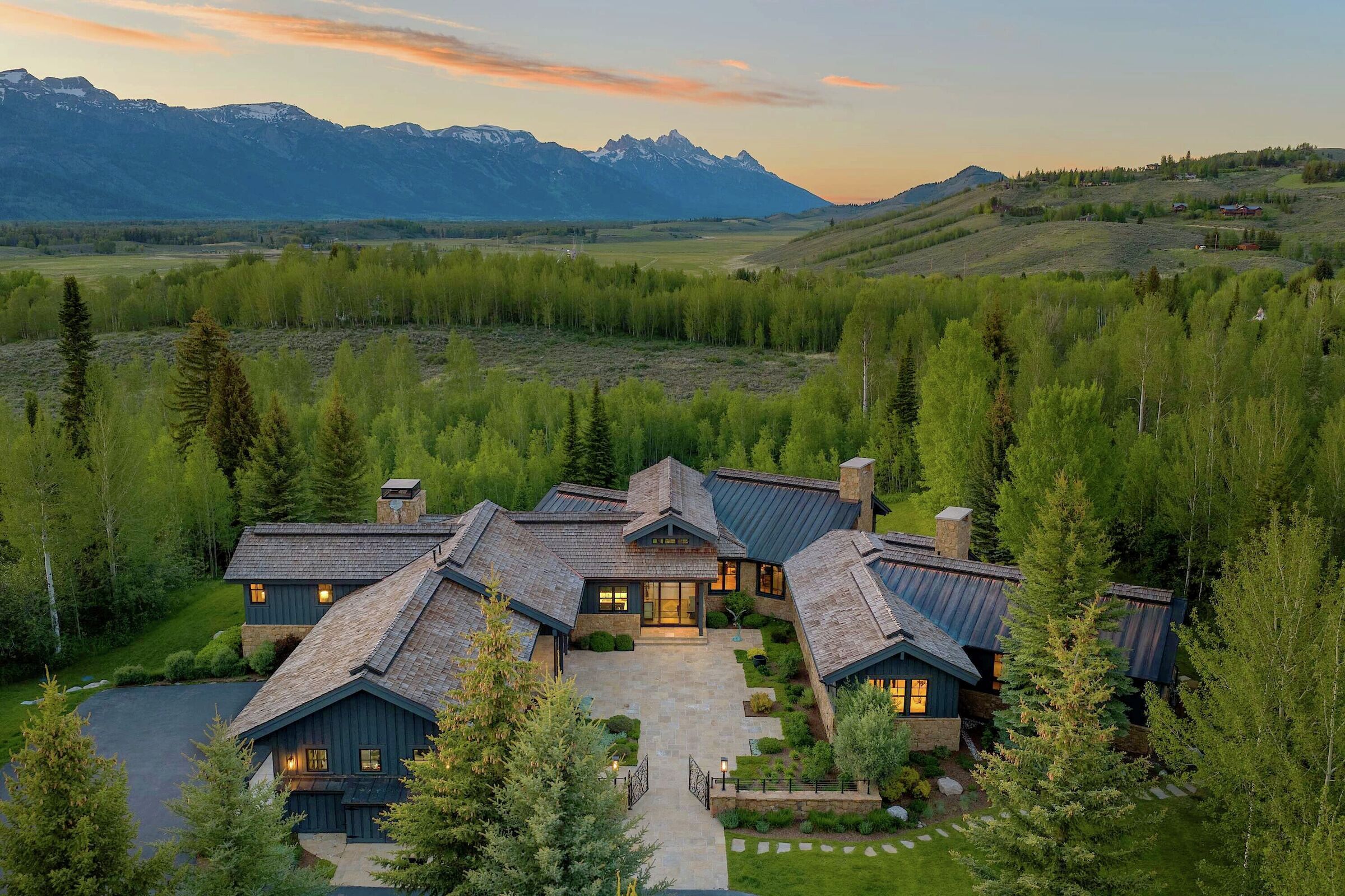Teton Crest Lodge