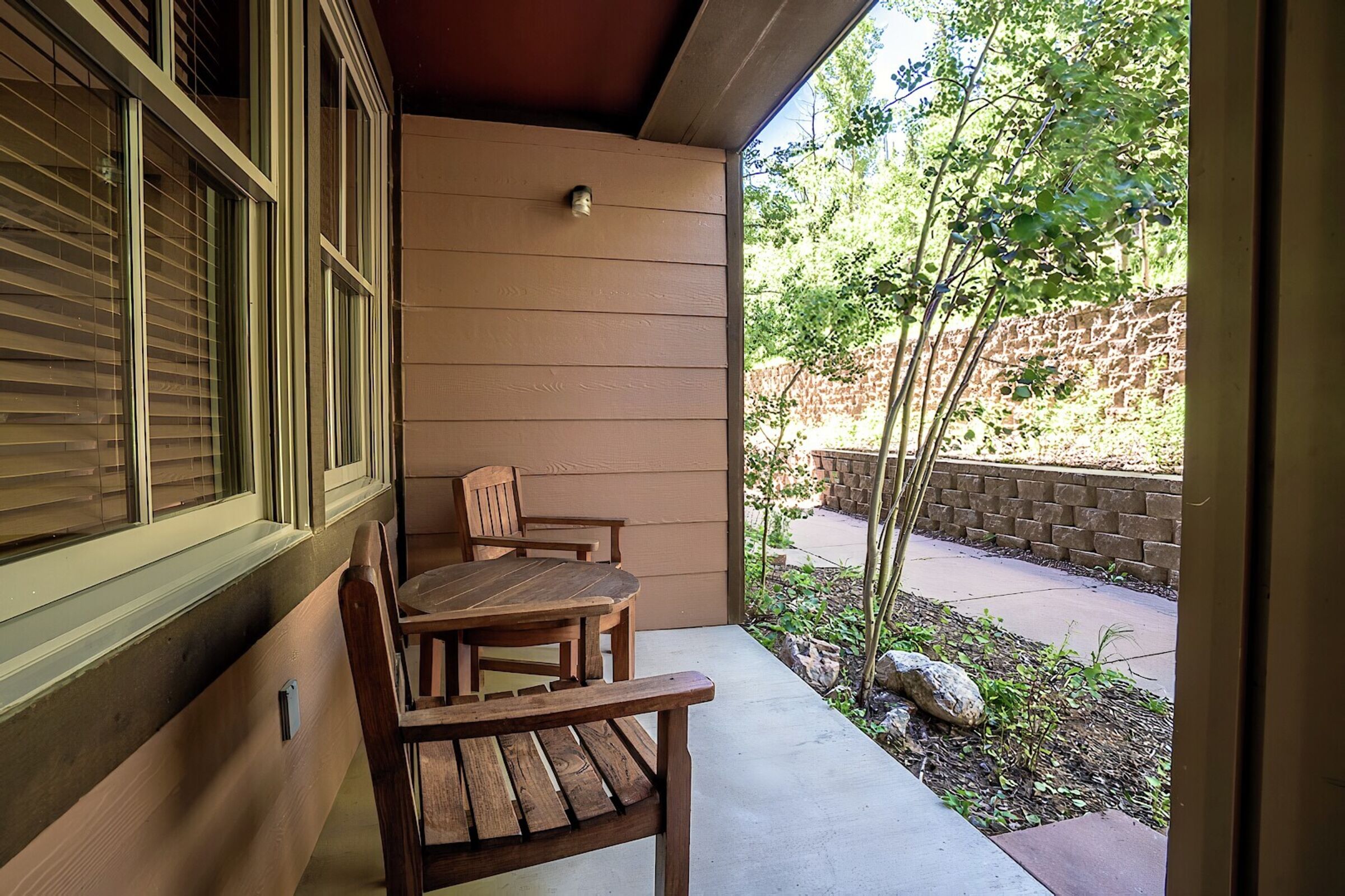 #1205 - Patio