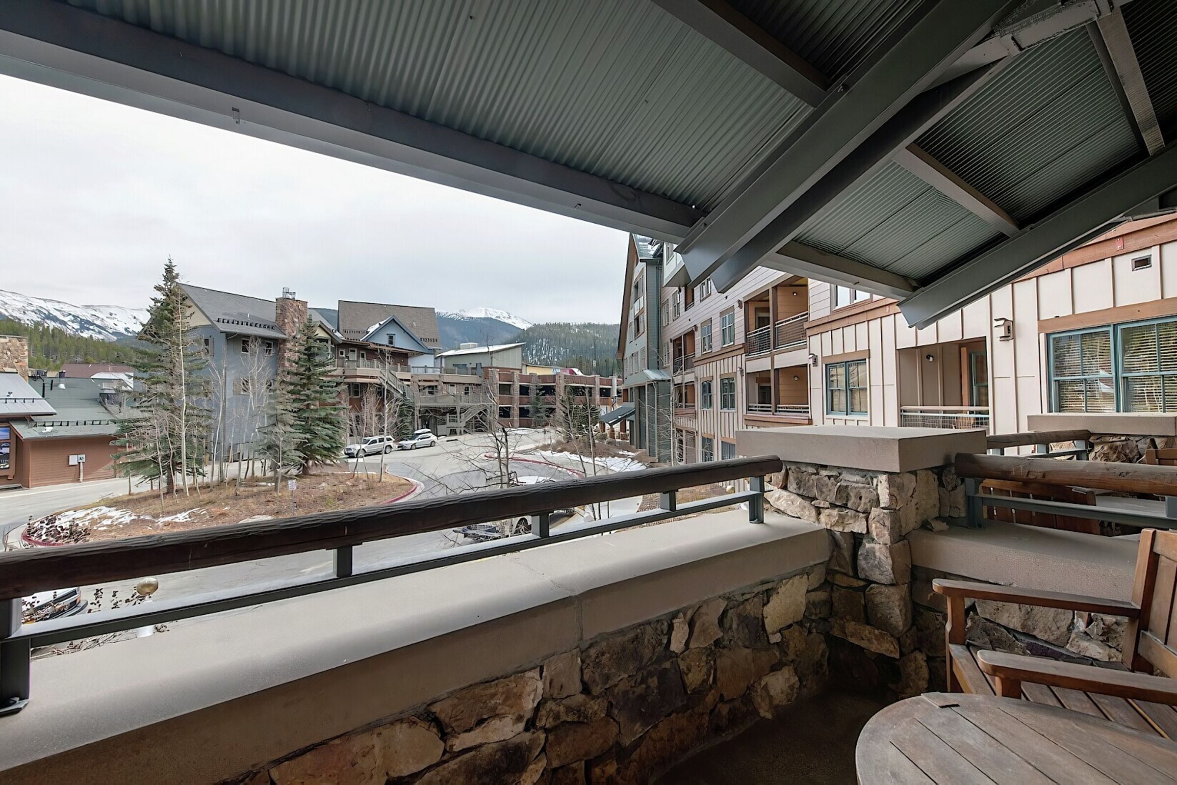 #1214 - Balcony