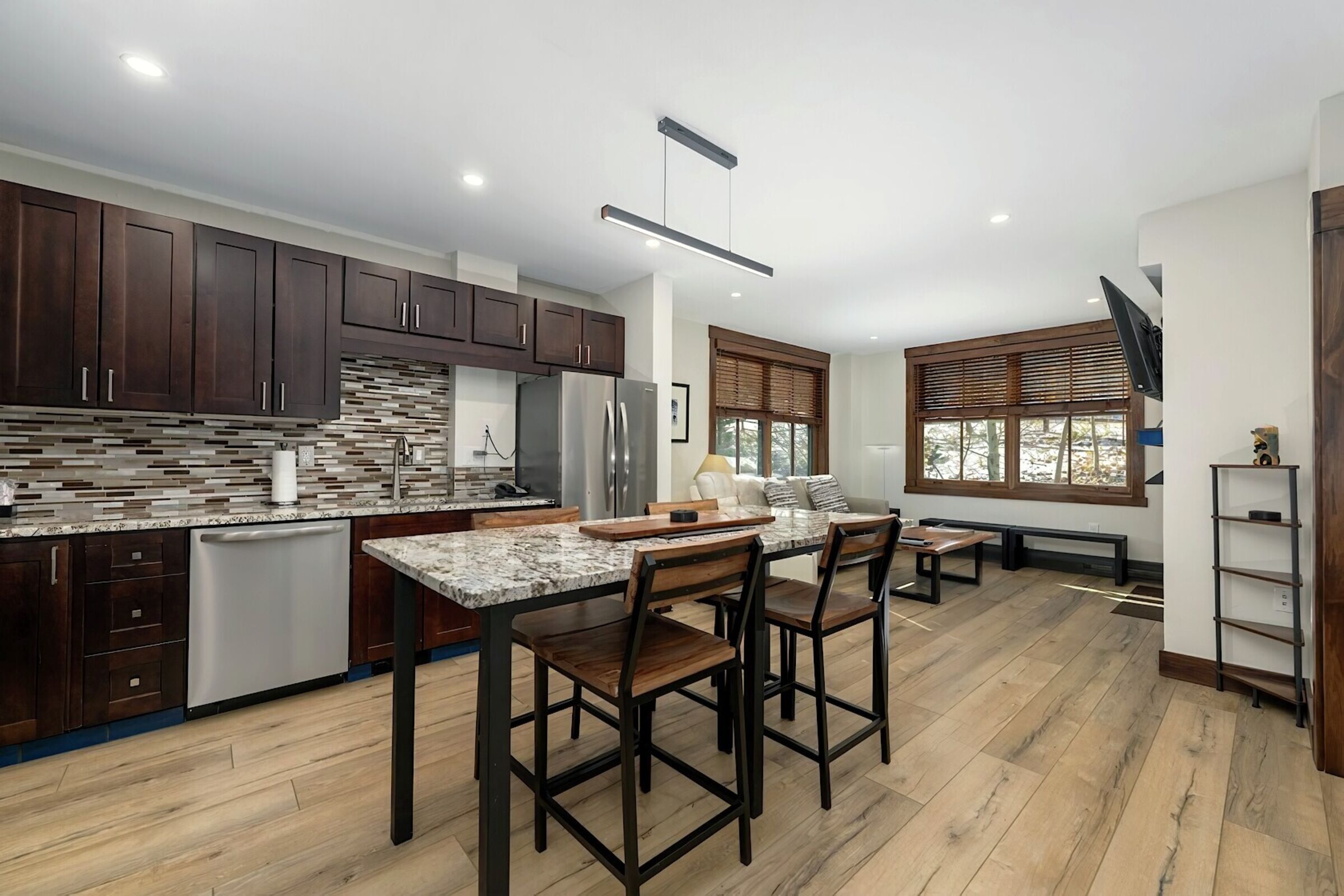 #1301 - Dining Area, Kitchen & Living Area