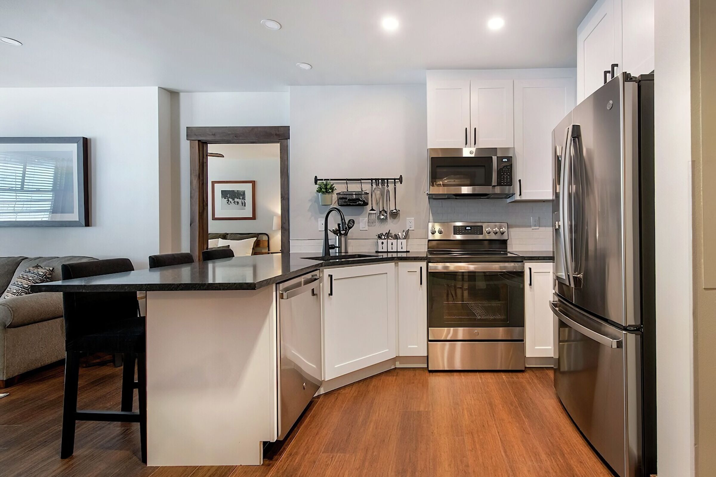 #1309 - Kitchen
