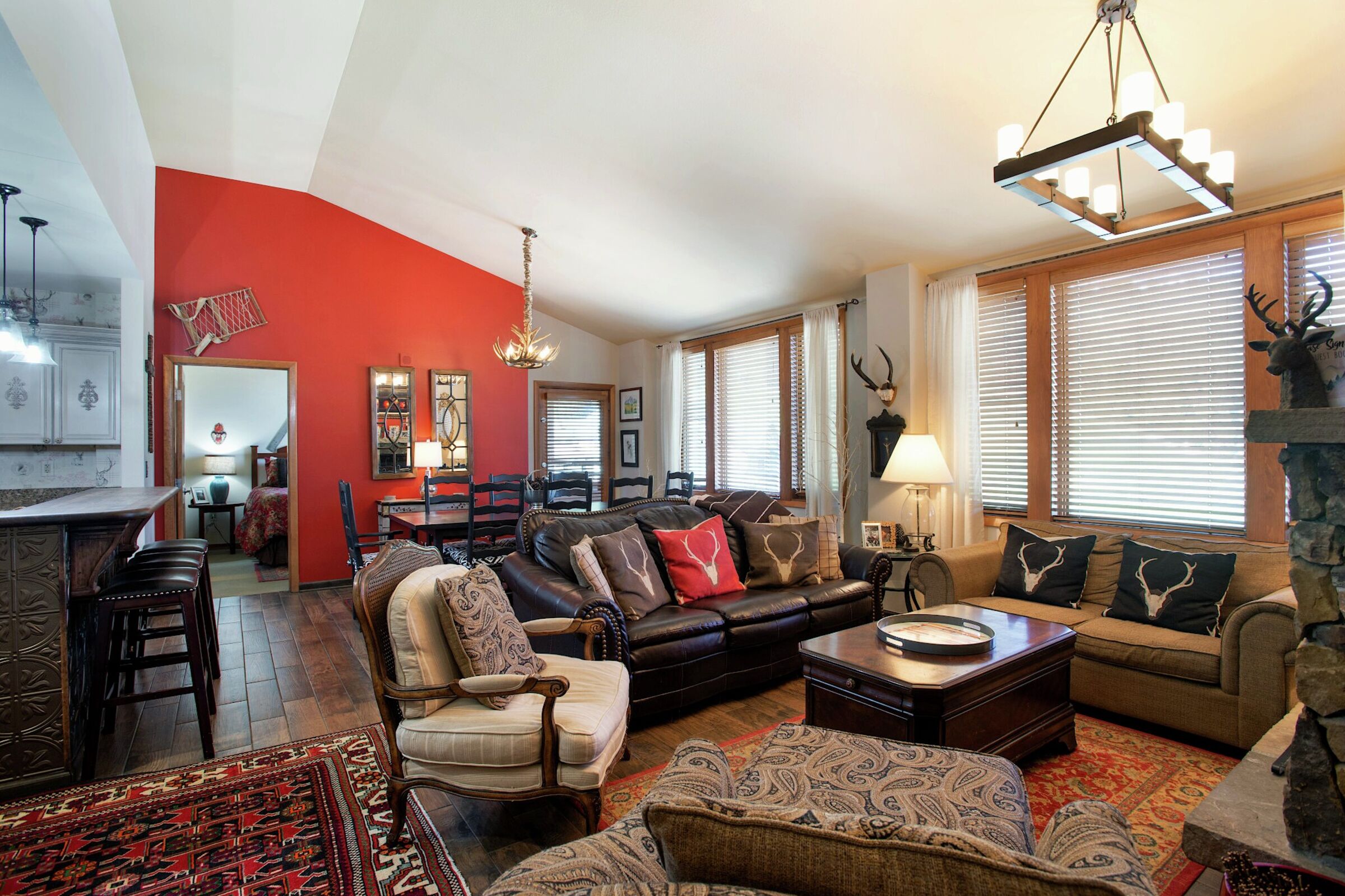 #2701 - Living Area