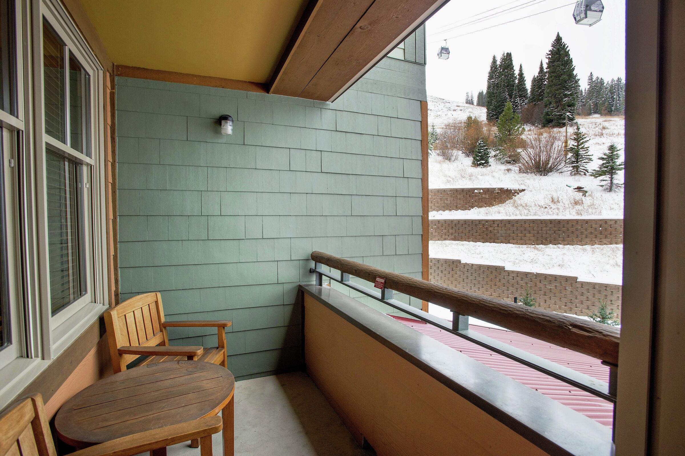 #1415 - Balcony