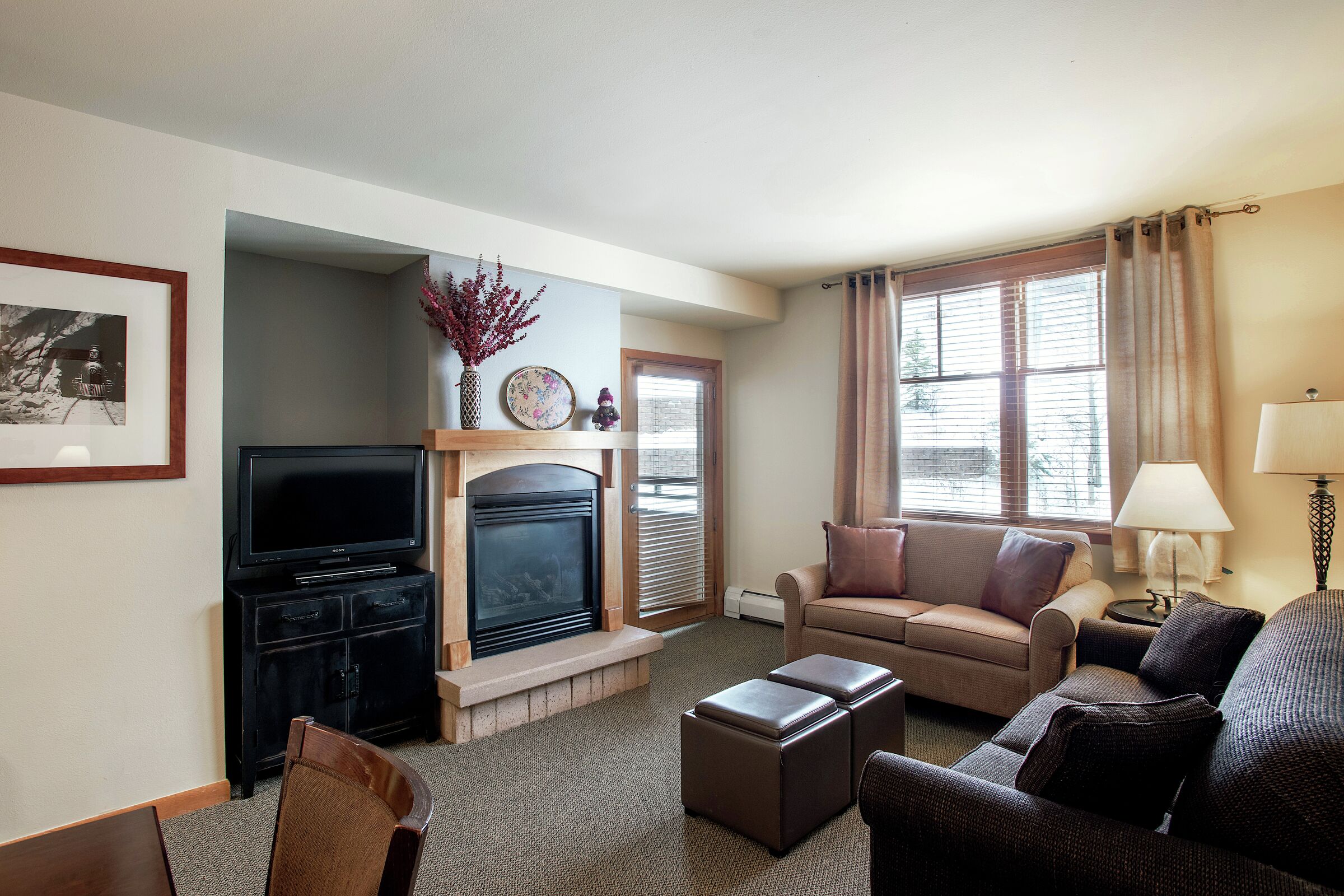 #1415 - Living Area