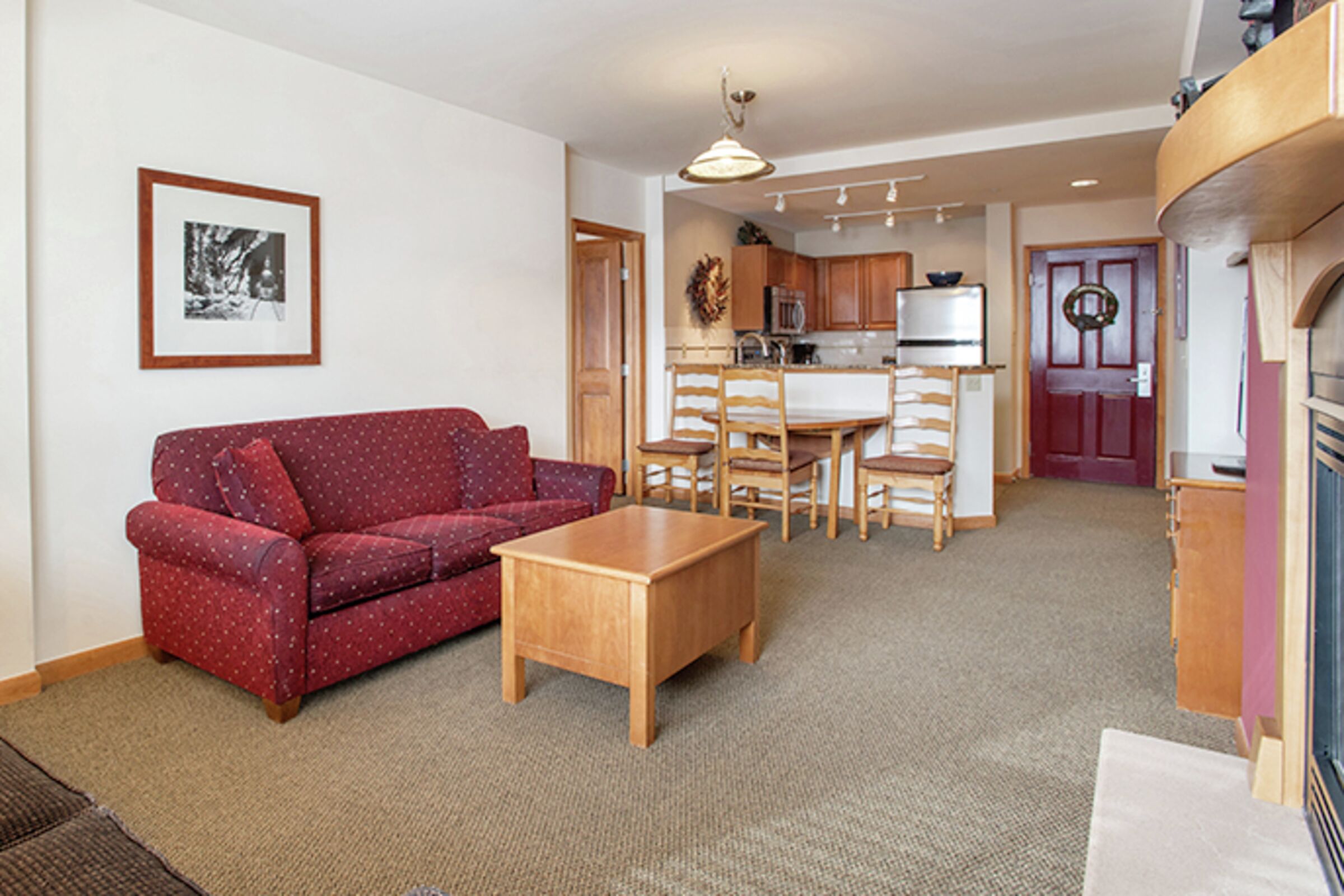 #1516 - Dining Room & Living Room