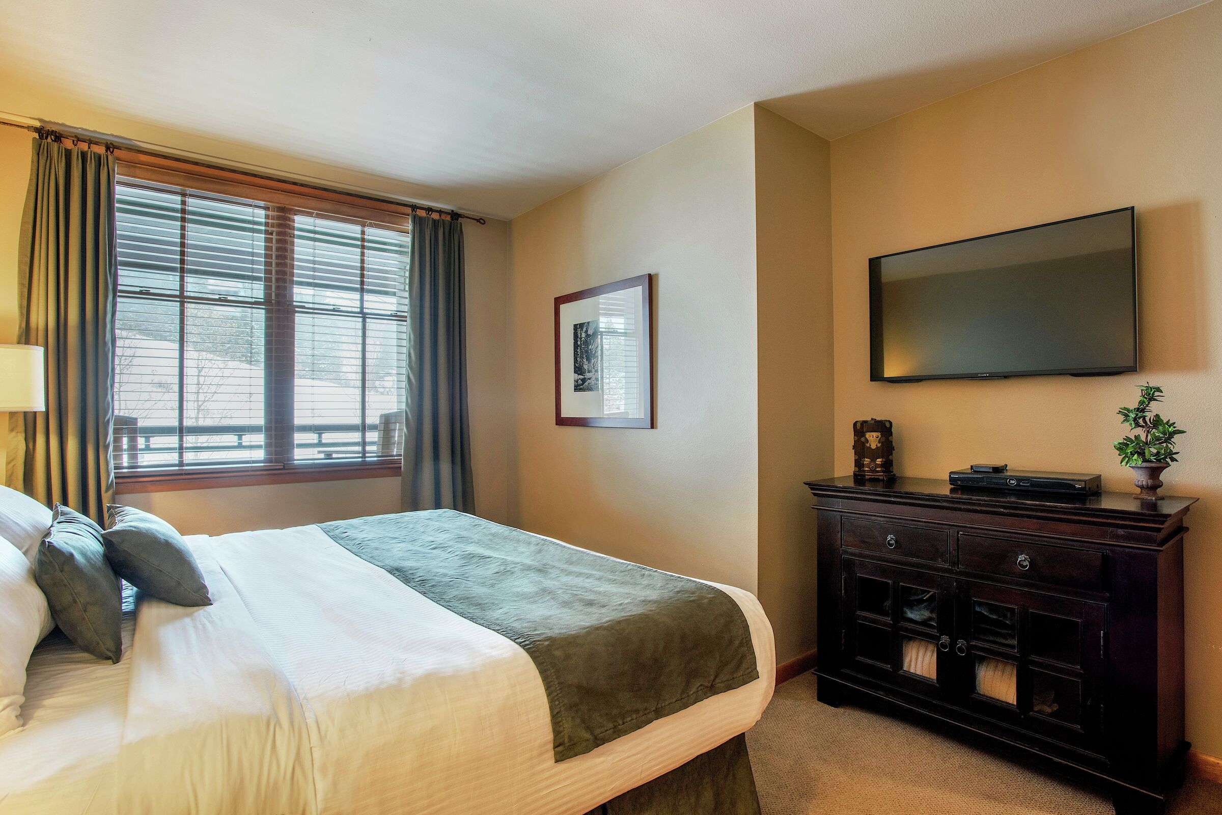 #1615 - Bedroom