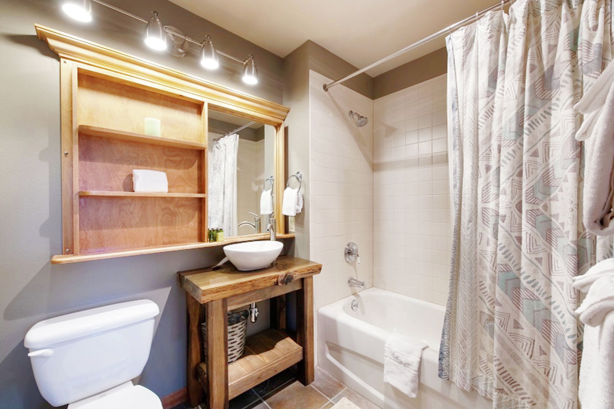#2700 - Bathroom