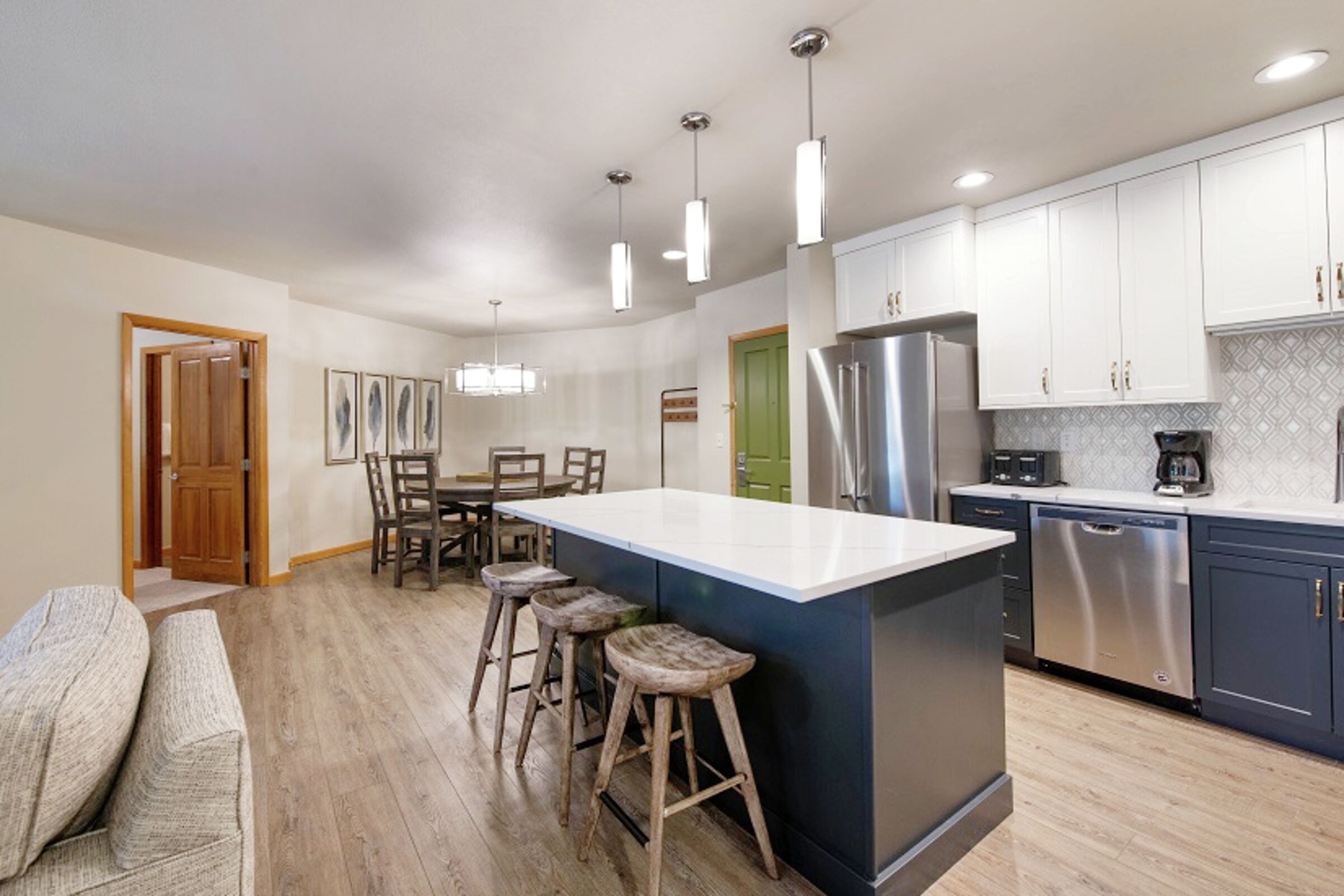 #2505 - Dining Room & Kitchen
