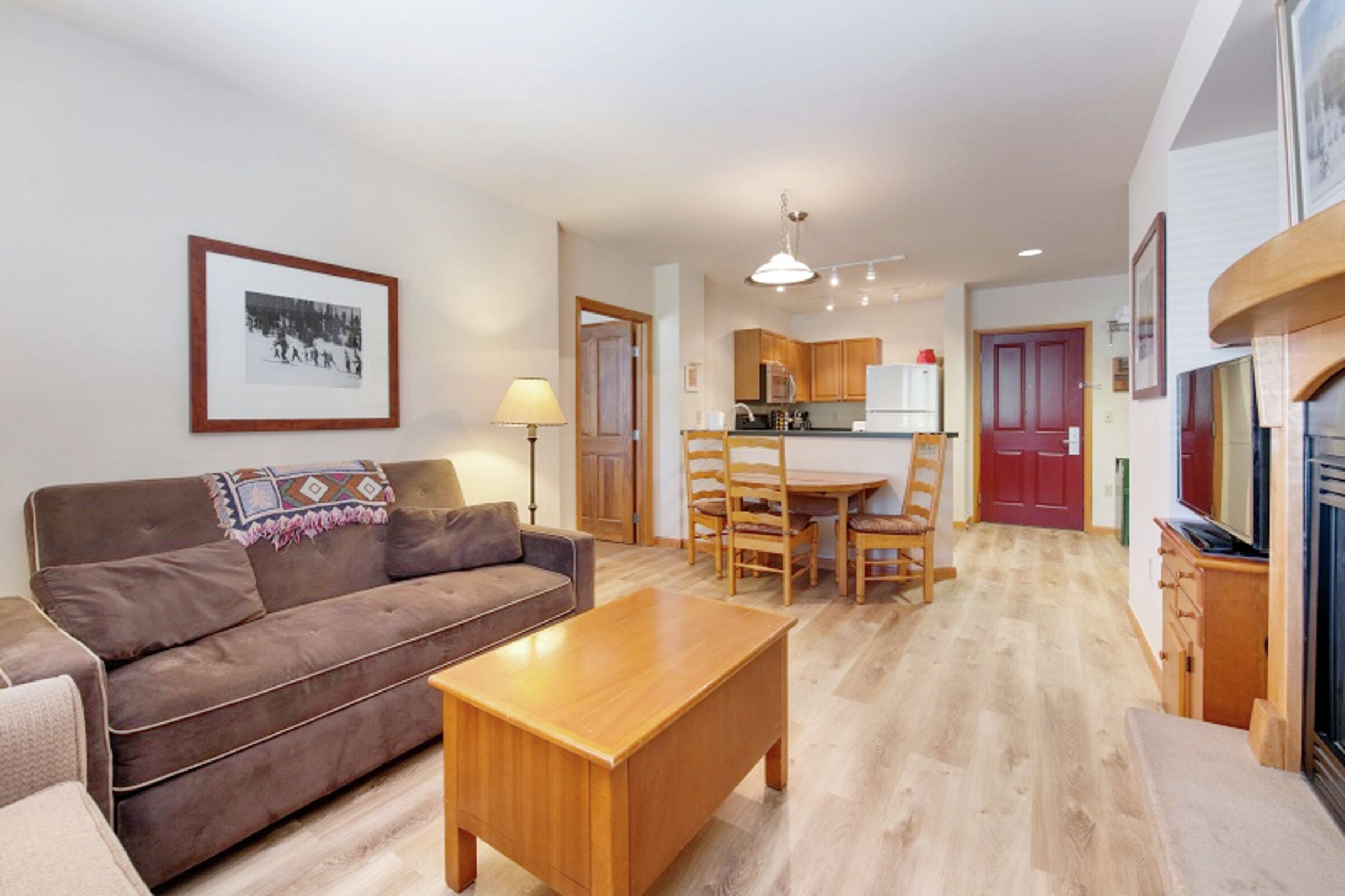 #2411 - Living Room & Dining Room